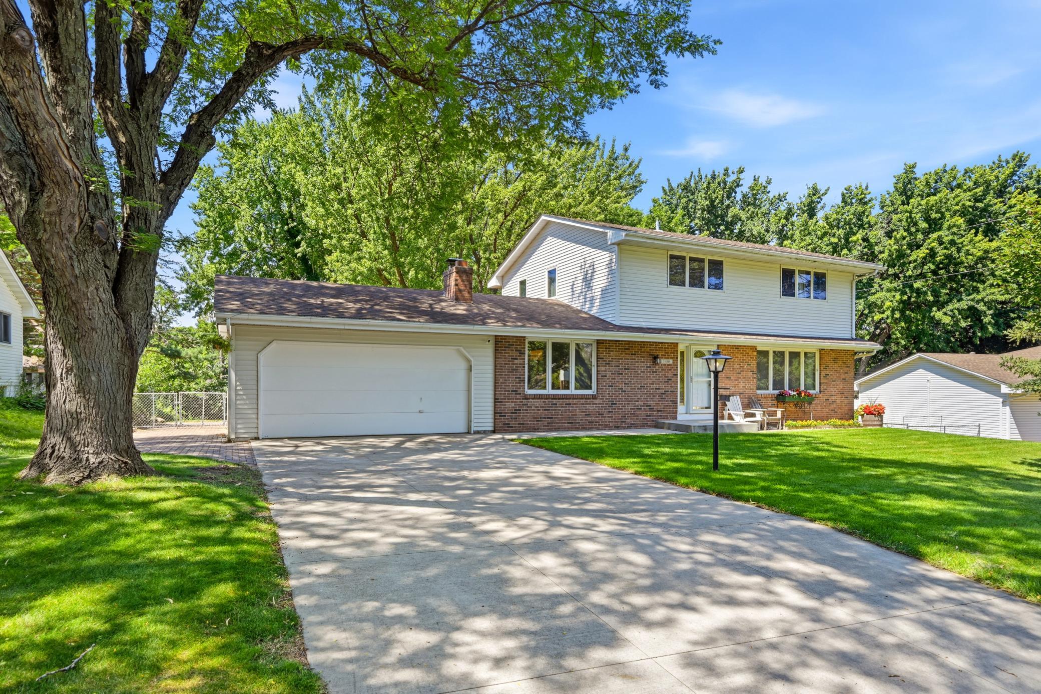 View of Residential at 11006 Radisson Drive, Burnsville MN 55337, Burnsville (3 of 76) - Mike Wilen | Minnesota Team Real Estate