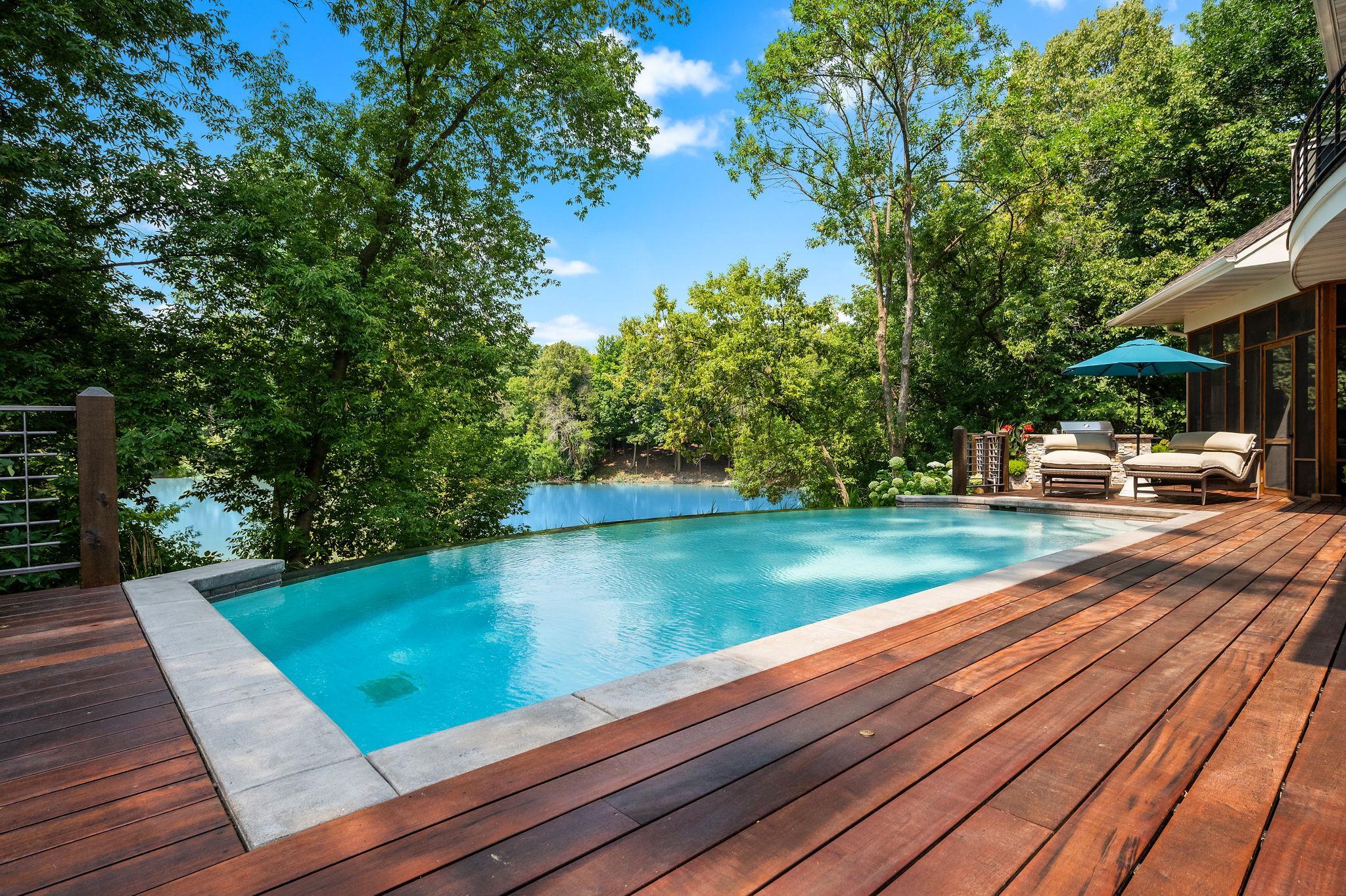View of Residential at 15 Queensland Lane, Plymouth MN 55447, Plymouth (45 of 59) - Mike Wilen | Minnesota Team Real Estate
