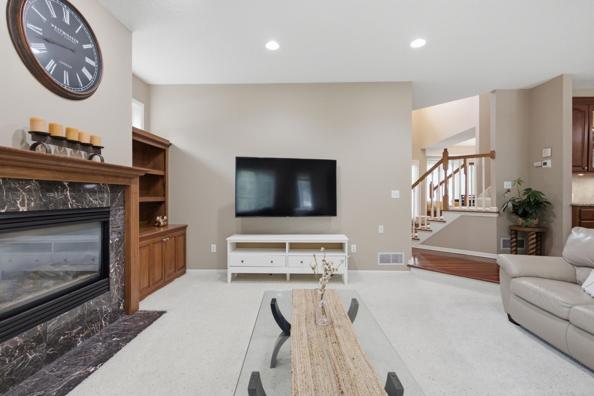 View of Residential at 15016 Viewcrest Lane, Burnsville MN 55306, Burnsville (33 of 68) - Mike Wilen | Minnesota Team Real Estate