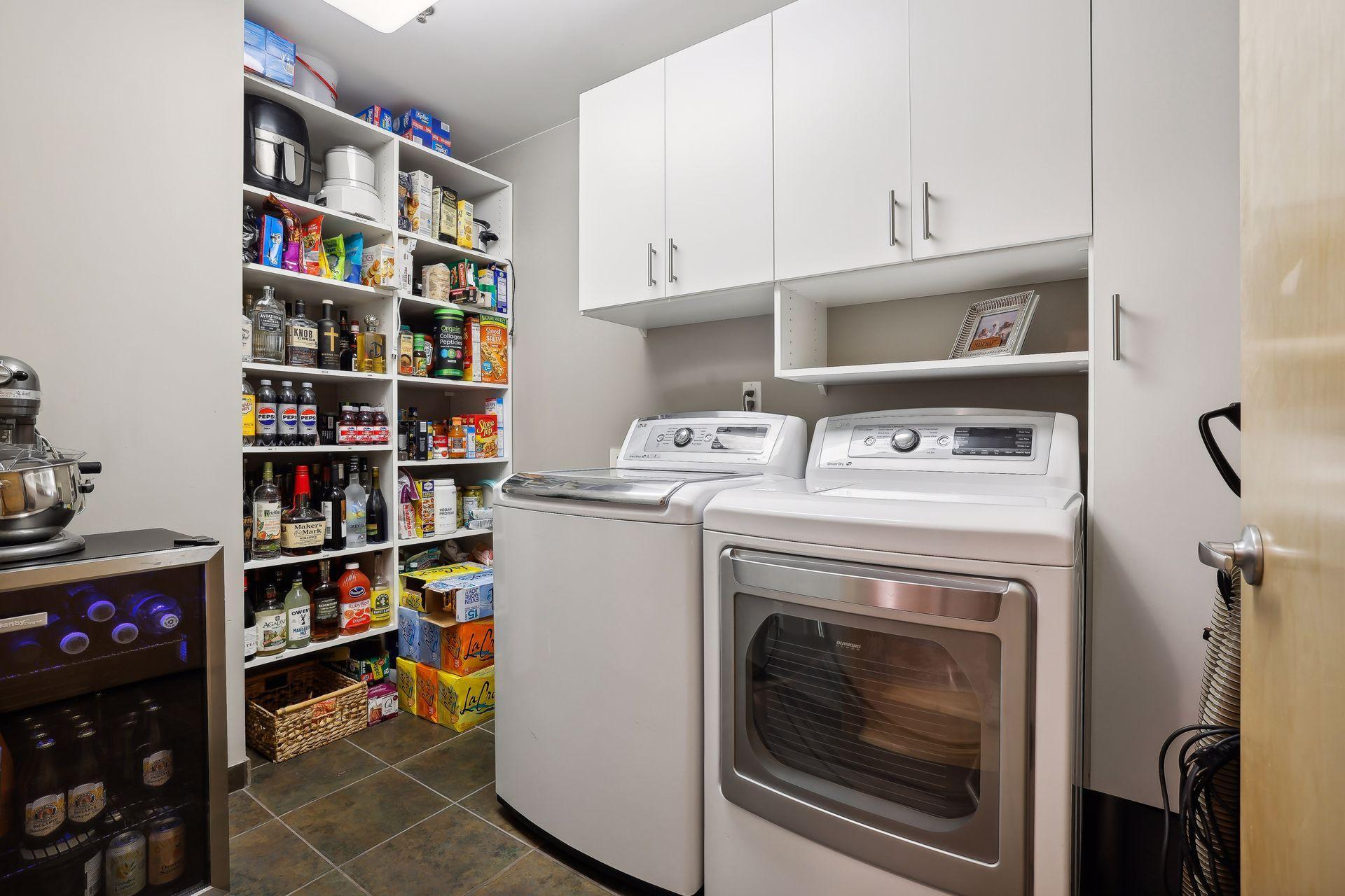 View of Residential at 401 2nd Street #208, Minneapolis MN 55401, Minneapolis (29 of 47) - Mike Wilen | Minnesota Team Real Estate