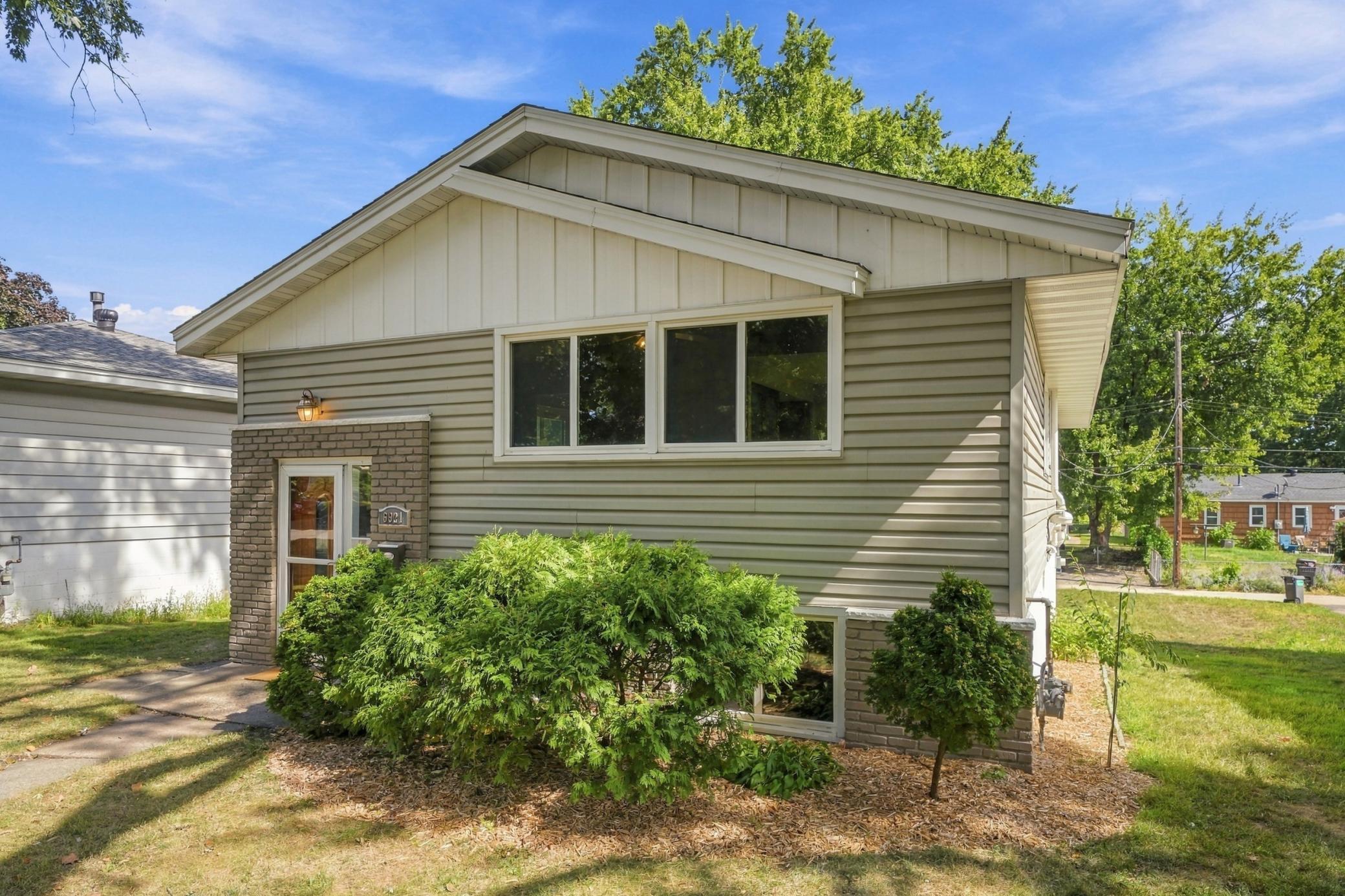 View of Residential at 6921 Washburn Avenue, Richfield MN 55423, Richfield (34 of 38) - Mike Wilen | Minnesota Team Real Estate
