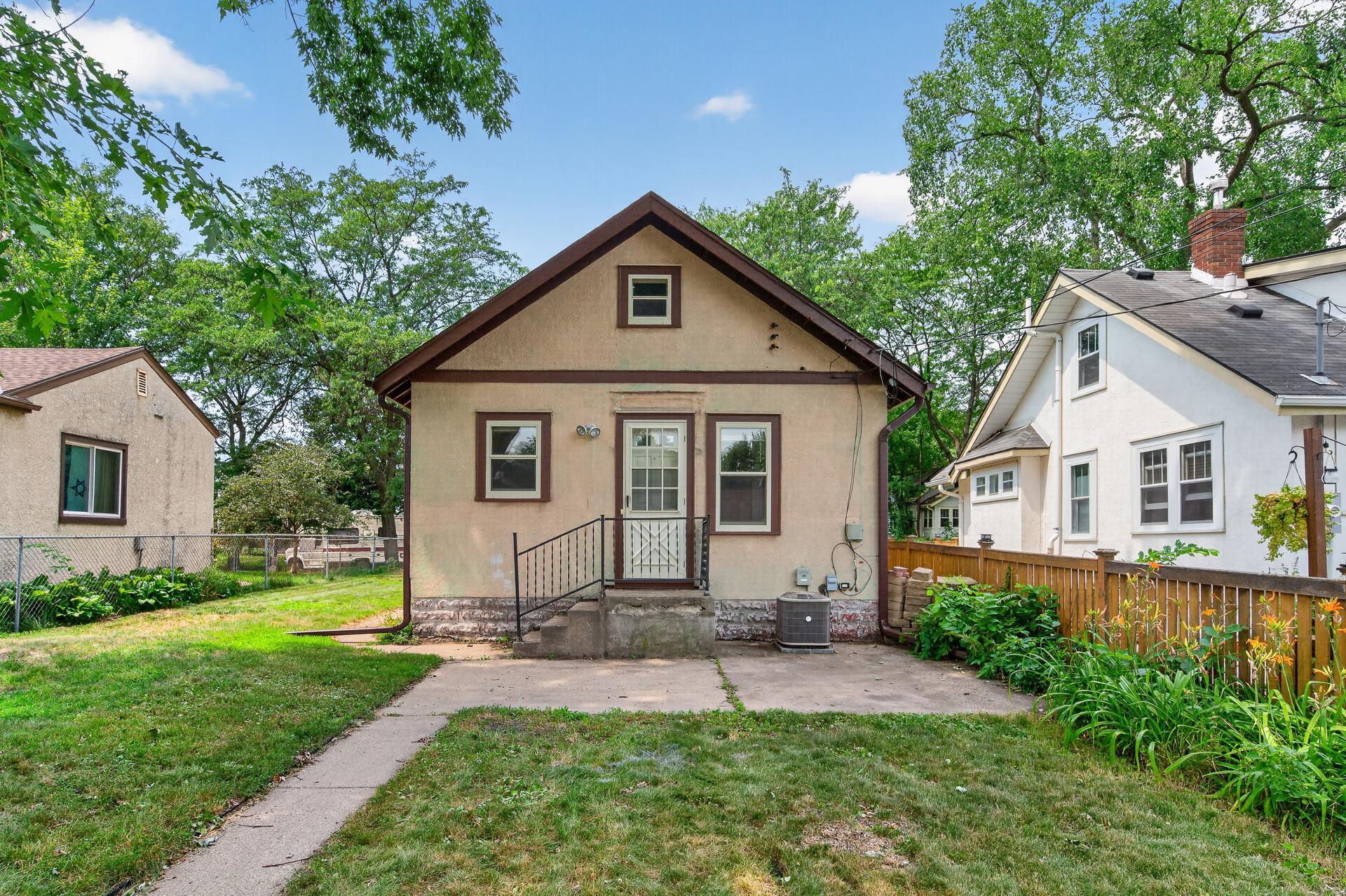 View of Residential at 5521 37th Avenue, Minneapolis MN 55417, Minneapolis (24 of 30) - Mike Wilen | Minnesota Team Real Estate