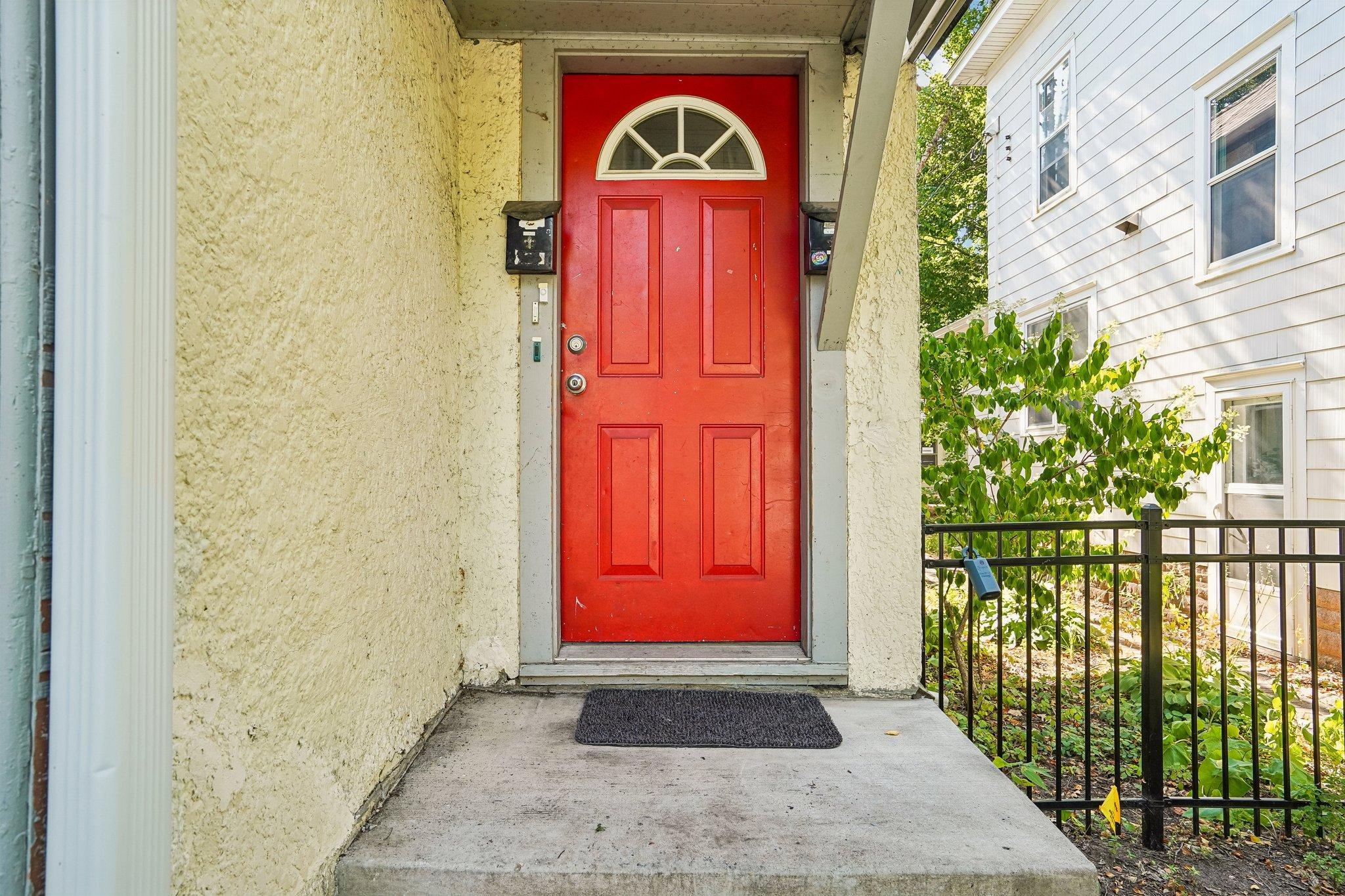 View of Residential Income at 2644 Dupont Avenue, Minneapolis MN 55408, Minneapolis (2 of 38) - Mike Wilen | Minnesota Team Real Estate