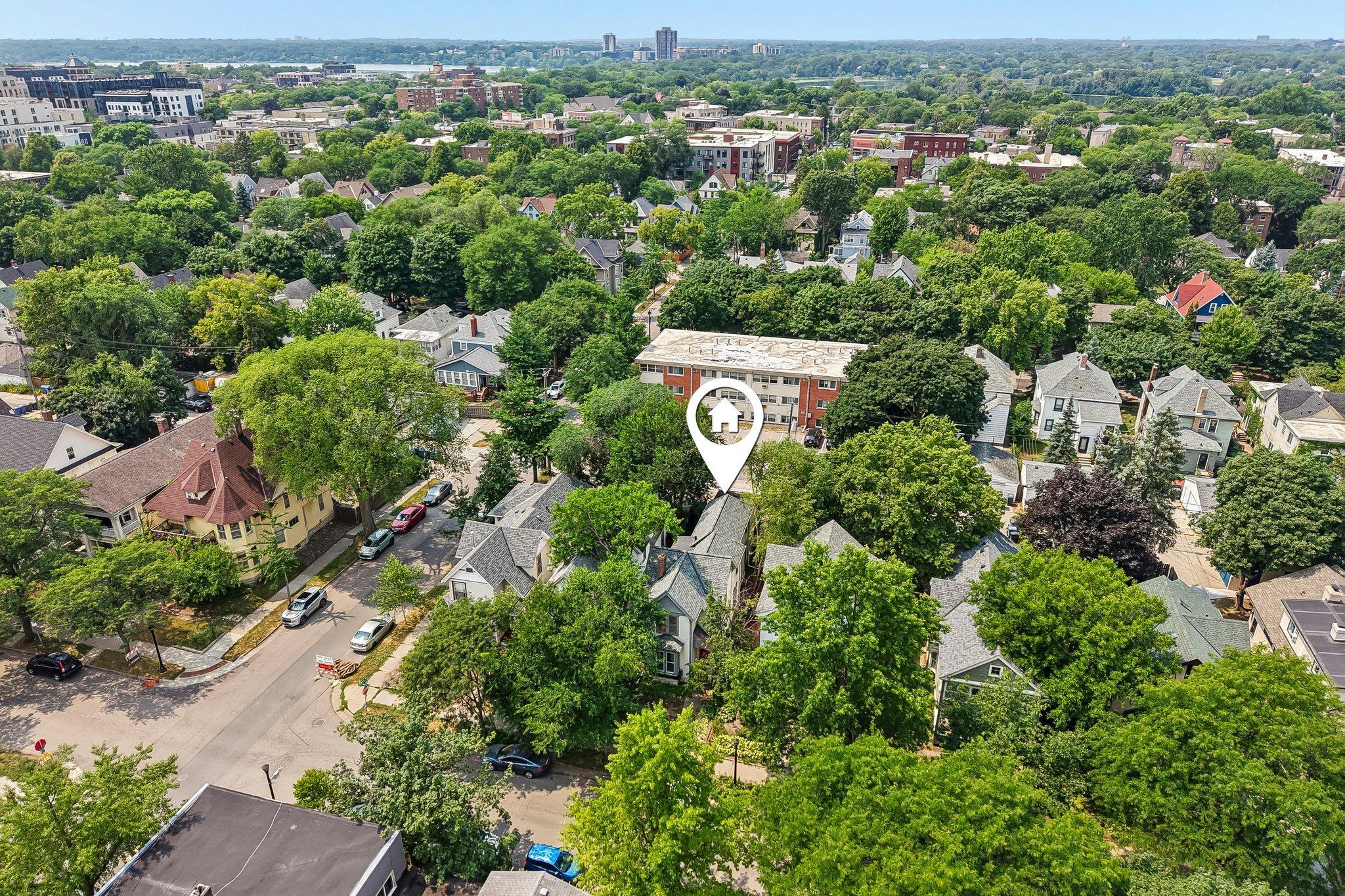 View of Residential Income at 2644 Dupont Avenue, Minneapolis MN 55408, Minneapolis (37 of 38) - Mike Wilen | Minnesota Team Real Estate