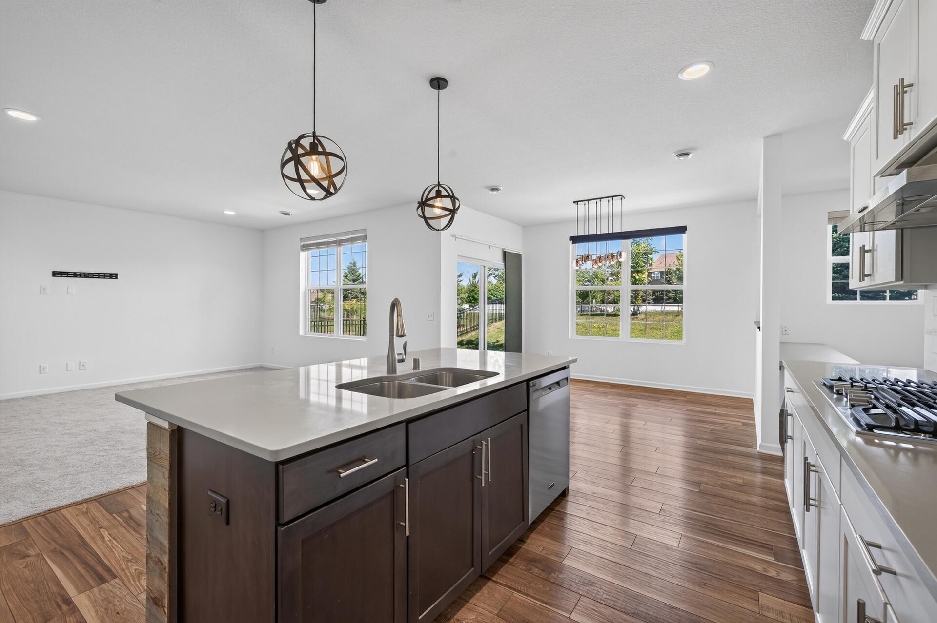 View of Residential at 15637 Eddy Creek Way, Apple Valley MN 55124, Apple Valley (15 of 40) - Mike Wilen | Minnesota Team Real Estate