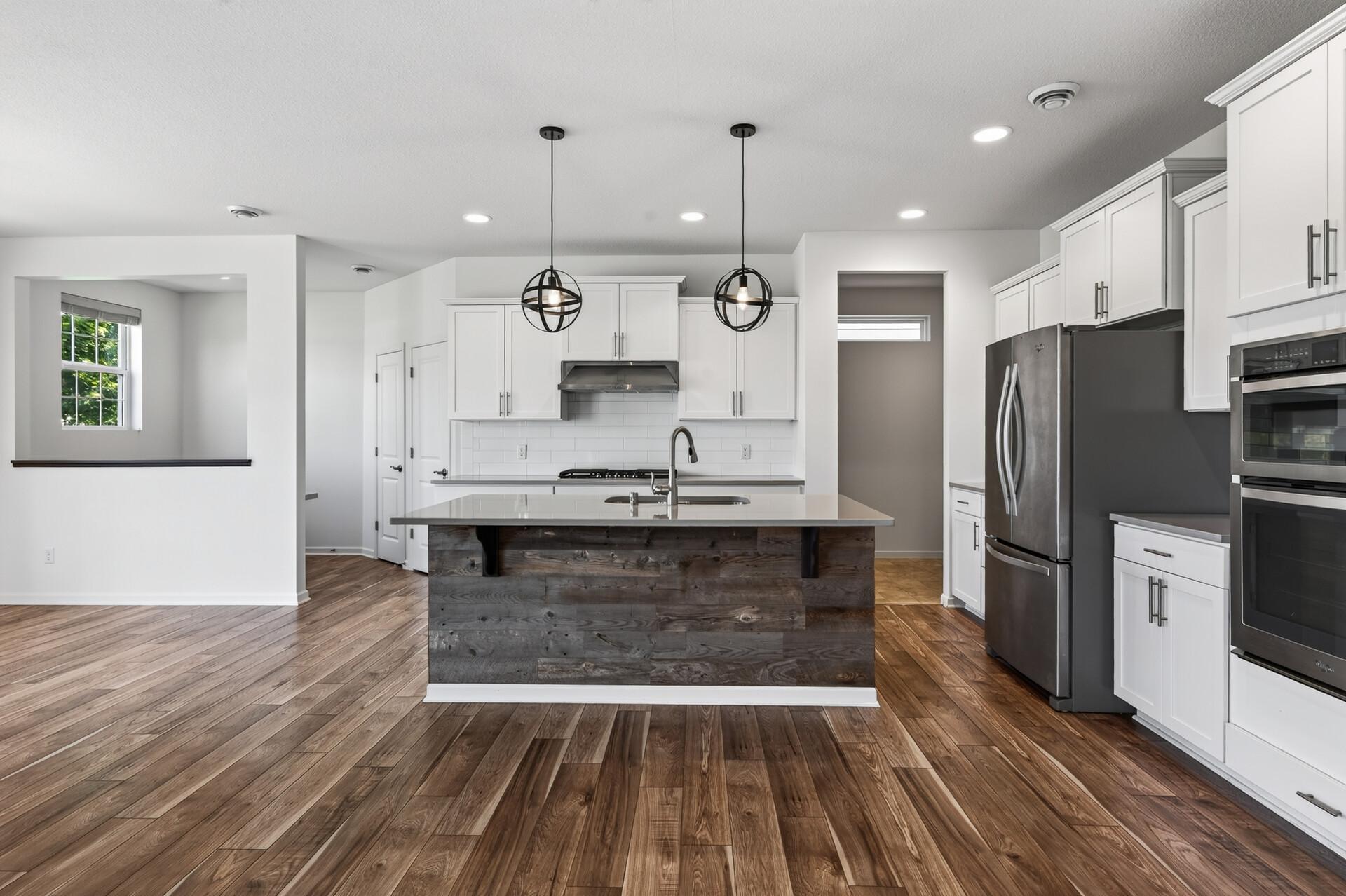 View of Residential at 15637 Eddy Creek Way, Apple Valley MN 55124, Apple Valley (12 of 40) - Mike Wilen | Minnesota Team Real Estate
