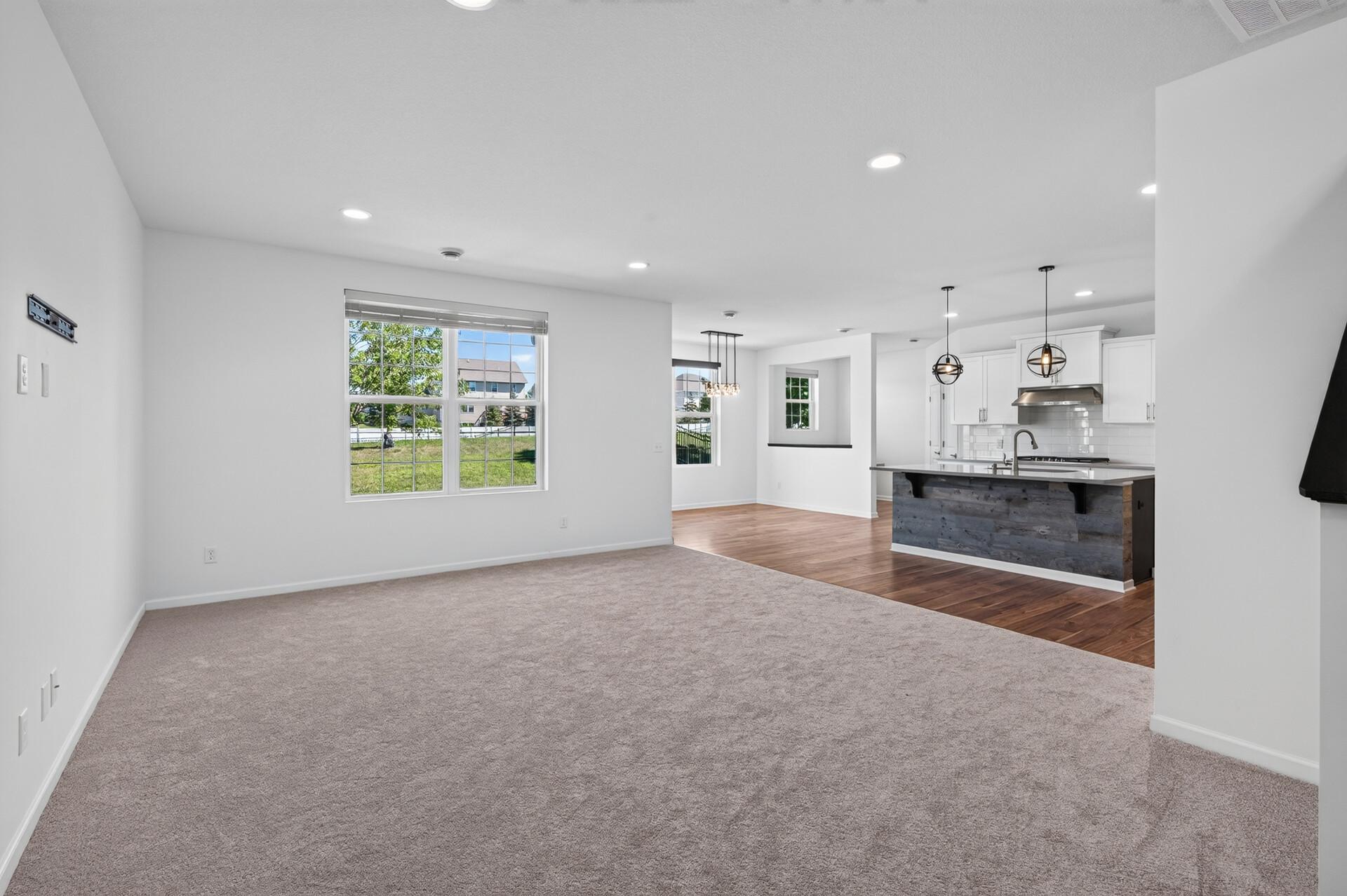 View of Residential at 15637 Eddy Creek Way, Apple Valley MN 55124, Apple Valley (8 of 40) - Mike Wilen | Minnesota Team Real Estate