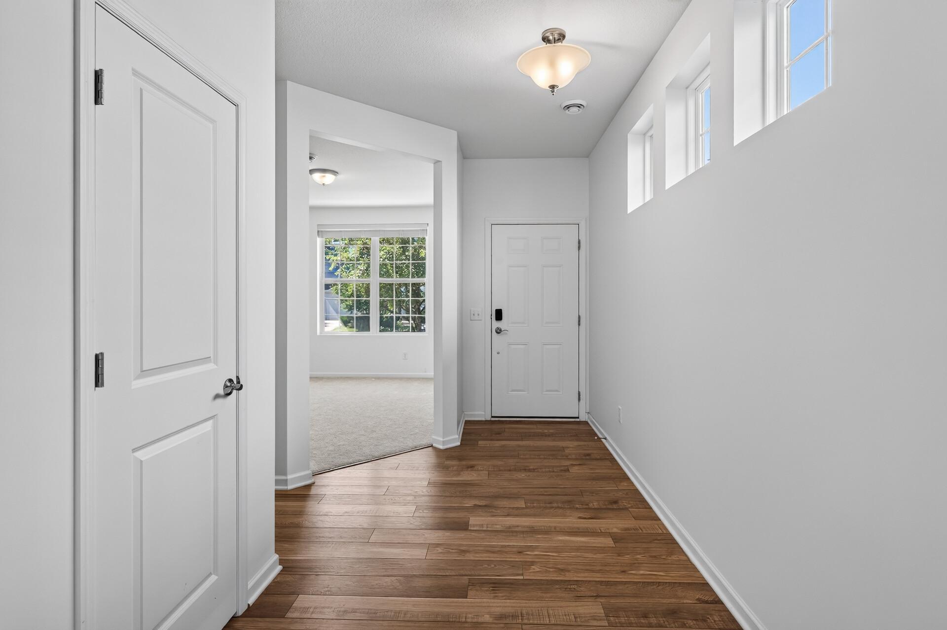 View of Residential at 15637 Eddy Creek Way, Apple Valley MN 55124, Apple Valley (4 of 40) - Mike Wilen | Minnesota Team Real Estate