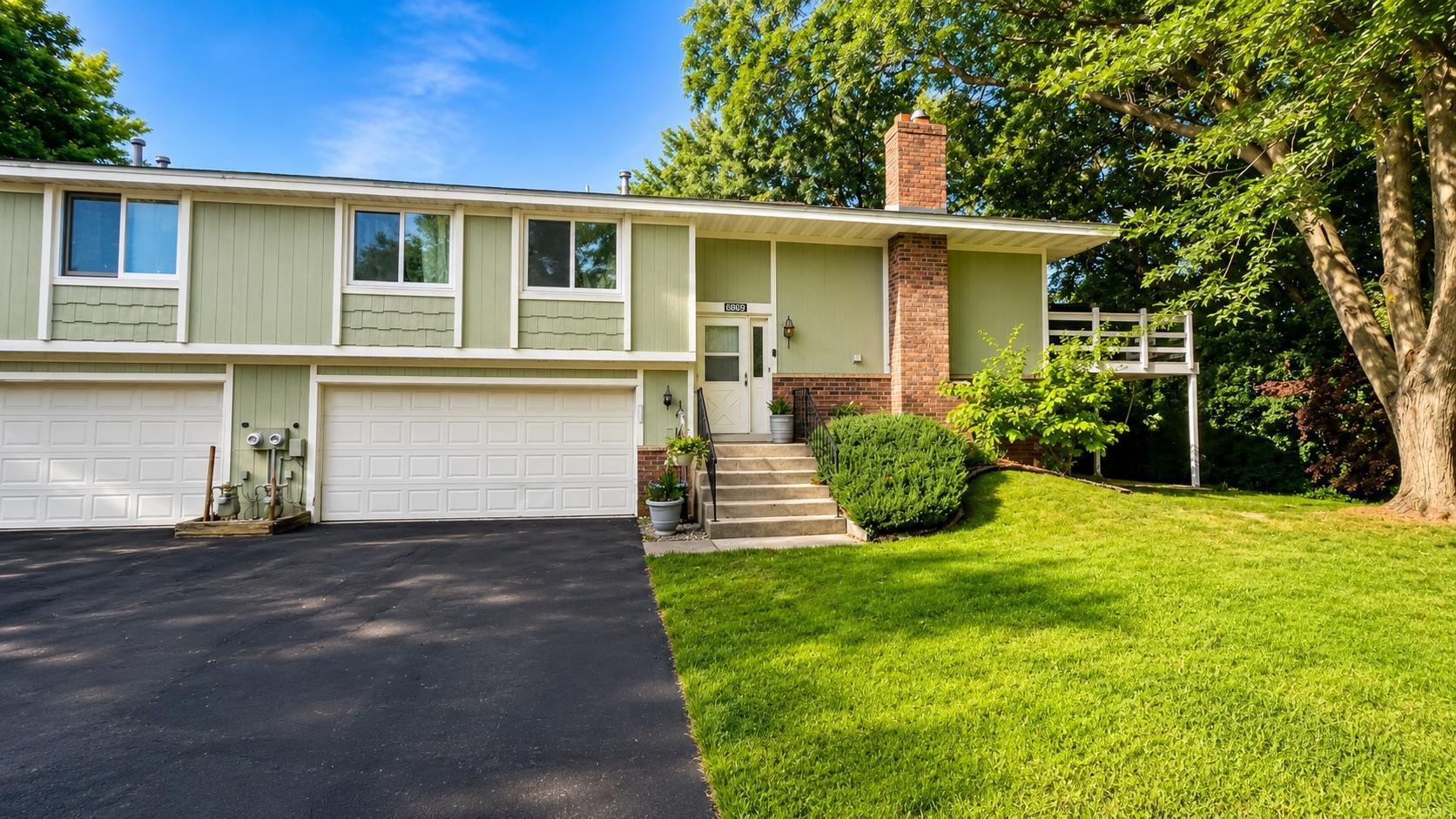 View of Residential at 6869 Macbeth Court, Woodbury MN 55125, Woodbury (3 of 44) - Mike Wilen | Minnesota Team Real Estate