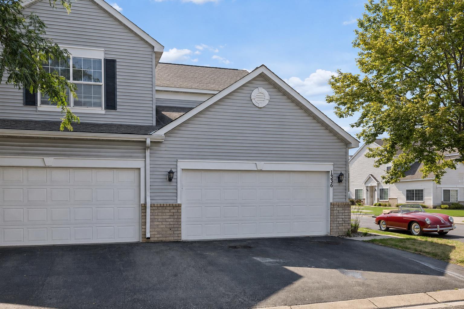 View of Residential at 1336 Yorkshire Lane, Shakopee MN 55379, Shakopee (21 of 36) - Mike Wilen | Minnesota Team Real Estate