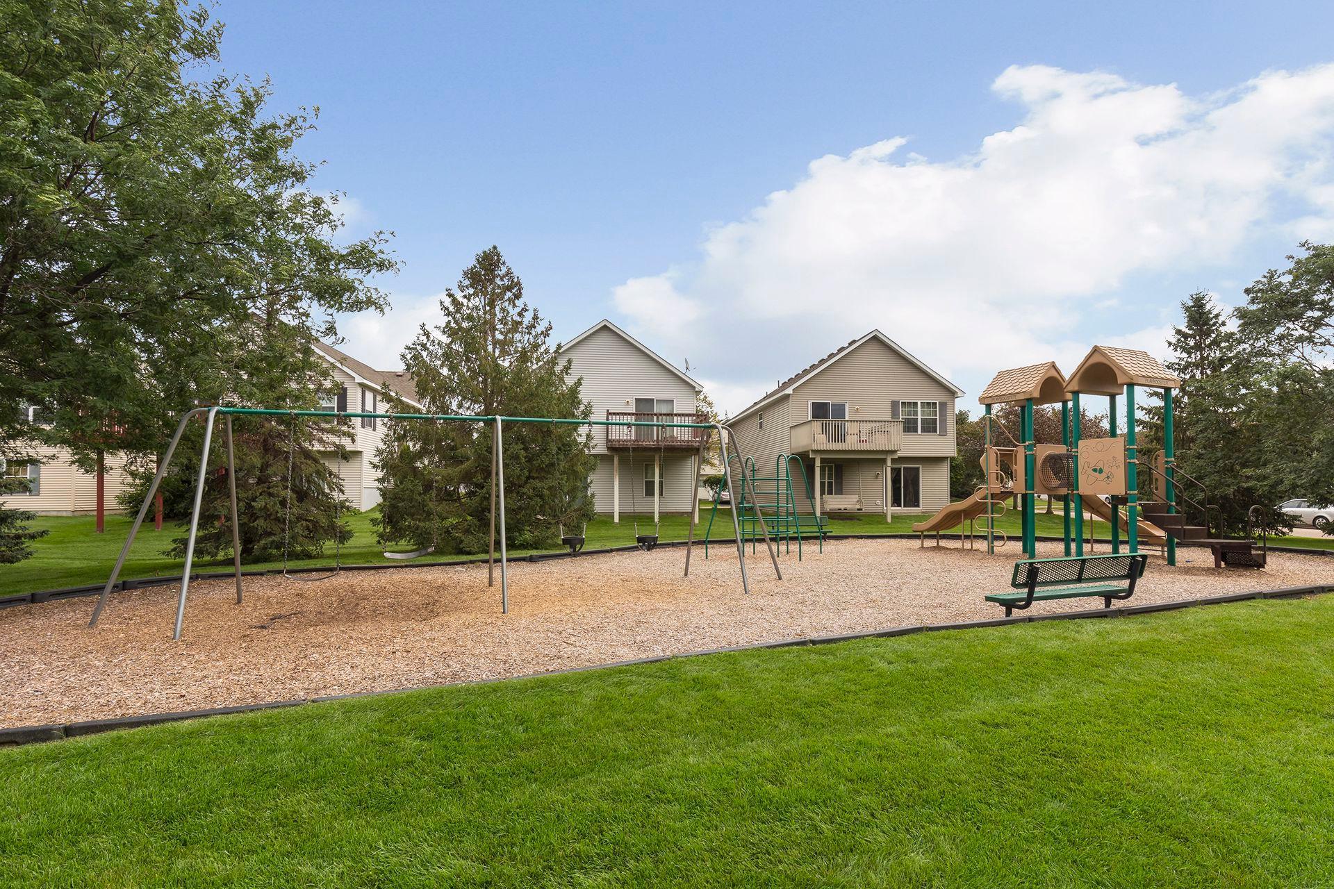 View of Residential at 1336 Yorkshire Lane, Shakopee MN 55379, Shakopee (35 of 36) - Mike Wilen | Minnesota Team Real Estate