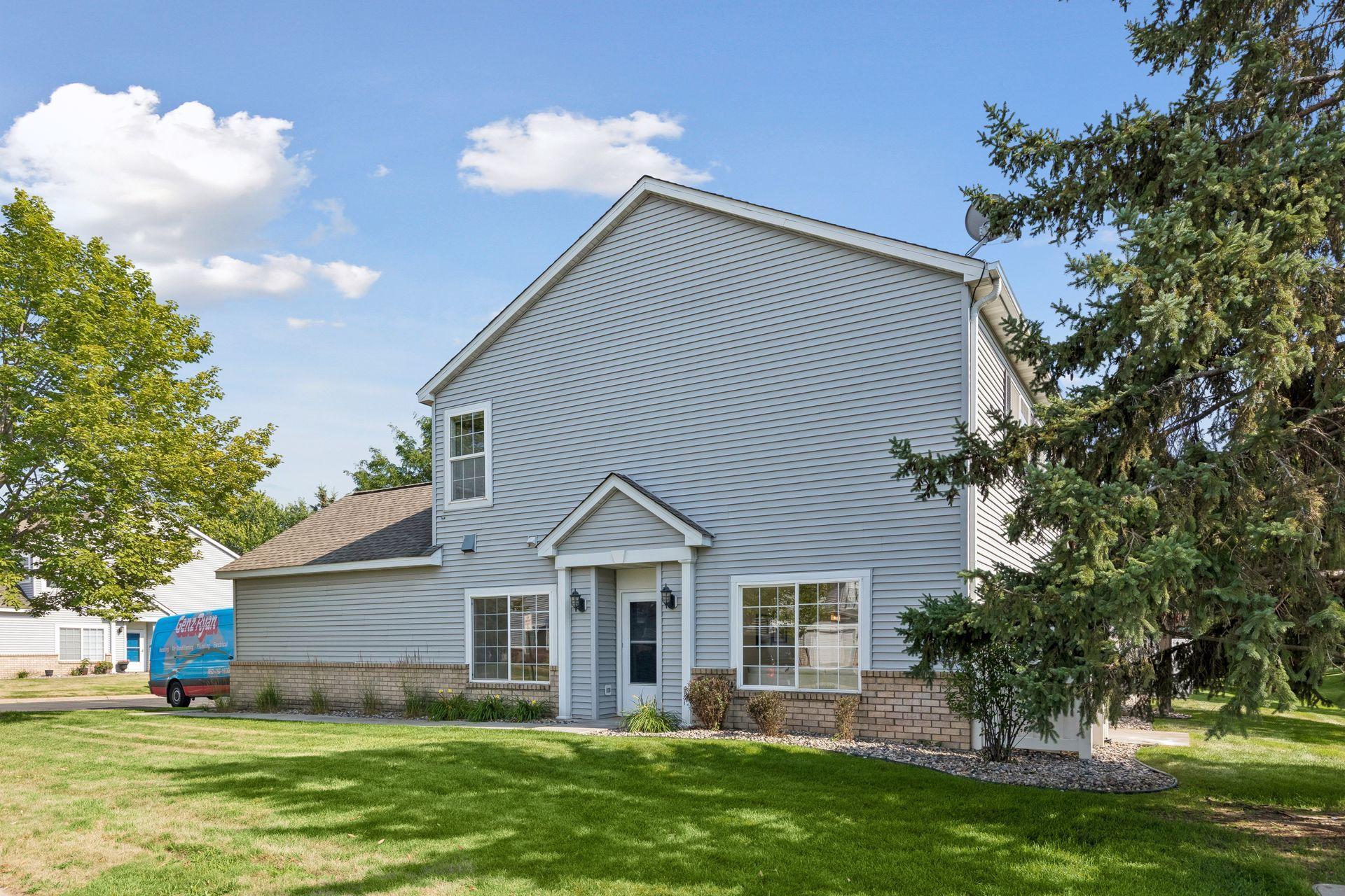 View of Residential at 1336 Yorkshire Lane, Shakopee MN 55379, Shakopee (23 of 36) - Mike Wilen | Minnesota Team Real Estate