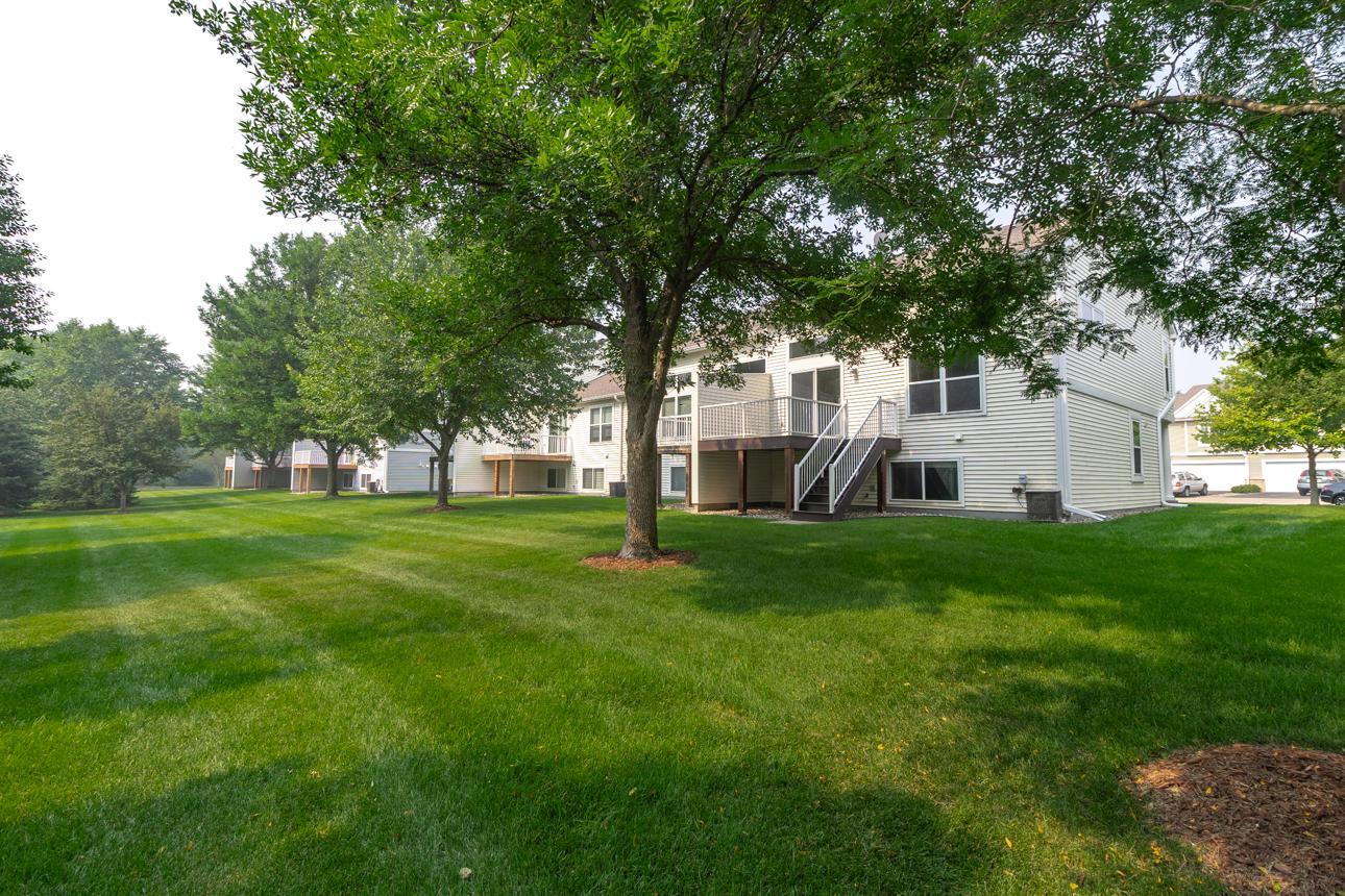 View of Residential at 10642 Pond Curve, Woodbury MN 55129, Woodbury (40 of 41) - Mike Wilen | Minnesota Team Real Estate