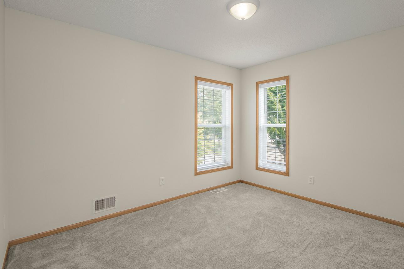 View of Residential at 10642 Pond Curve, Woodbury MN 55129, Woodbury (28 of 41) - Mike Wilen | Minnesota Team Real Estate