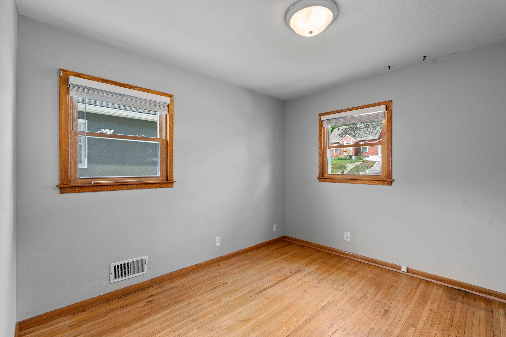 View of Residential at 513 9th Avenue, South Saint Paul MN 55075, South Saint Paul (19 of 80) - Mike Wilen | Minnesota Team Real Estate