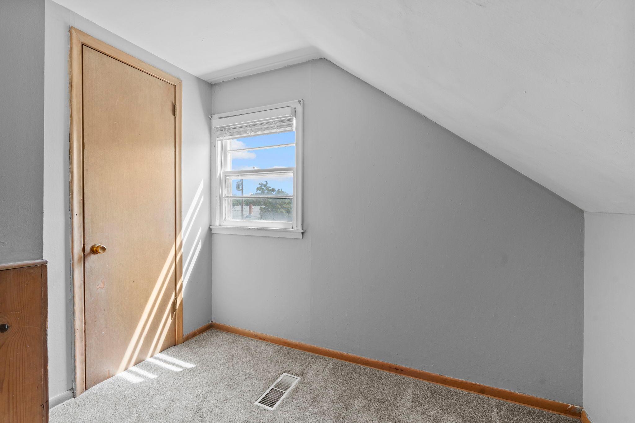View of Residential at 513 9th Avenue, South Saint Paul MN 55075, South Saint Paul (37 of 80) - Mike Wilen | Minnesota Team Real Estate