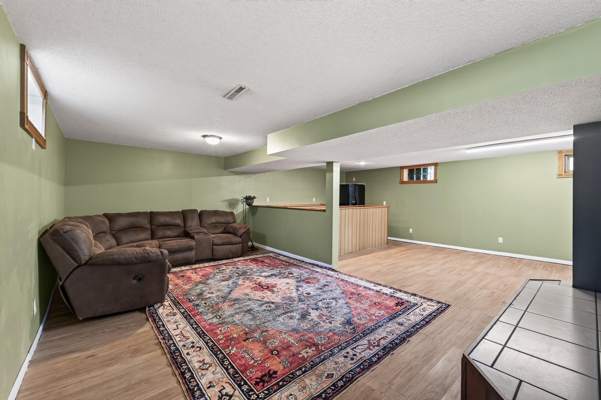 View of Residential at 9711 Ireland Avenue, Annandale MN 55302, Annandale (28 of 34) - Mike Wilen | Minnesota Team Real Estate