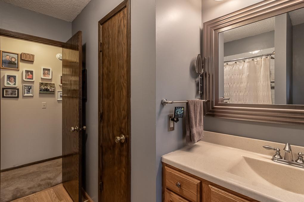 View of Residential at 35425 Shakpays Cove Road, Kasota MN 56050, Kasota (22 of 39) - Mike Wilen | Minnesota Team Real Estate
