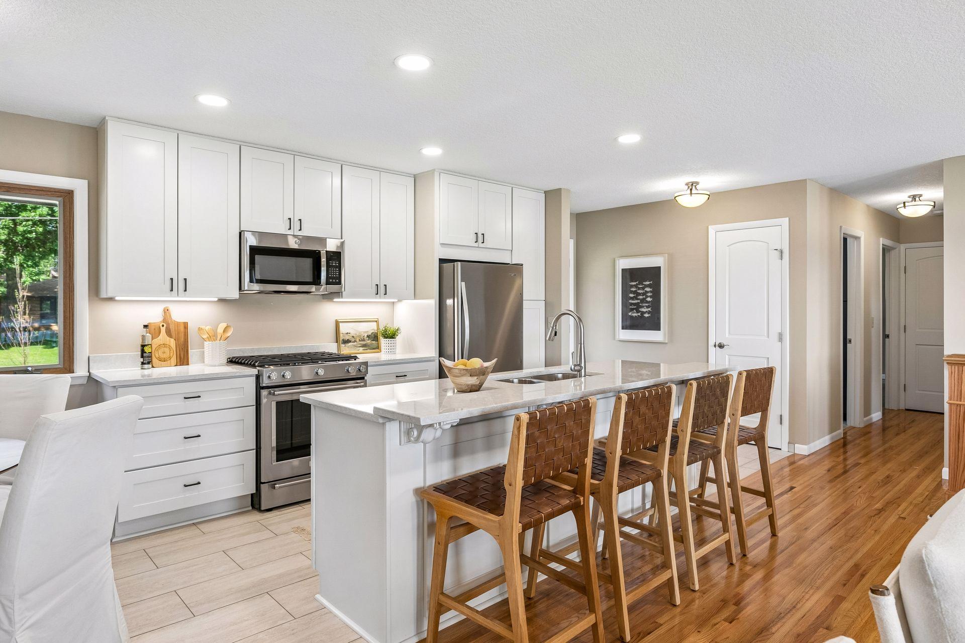 View of Residential at 1303 Crystal Lake Road, Burnsville MN 55306, Burnsville (15 of 95) - Mike Wilen | Minnesota Team Real Estate