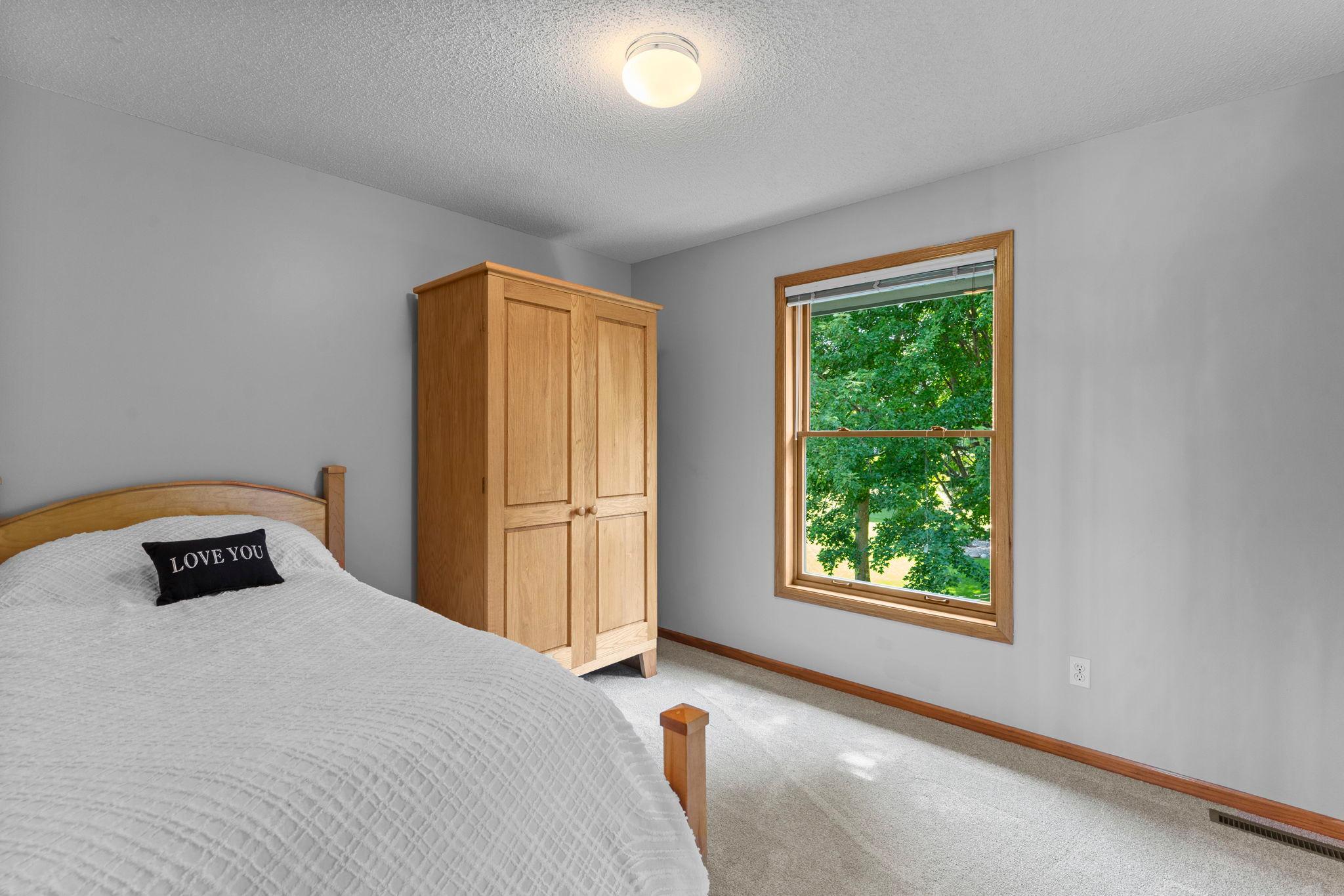 View of Residential at 8010 Spruce Trail, Eden Prairie MN 55347, Eden Prairie (17 of 25) - Mike Wilen | Minnesota Team Real Estate