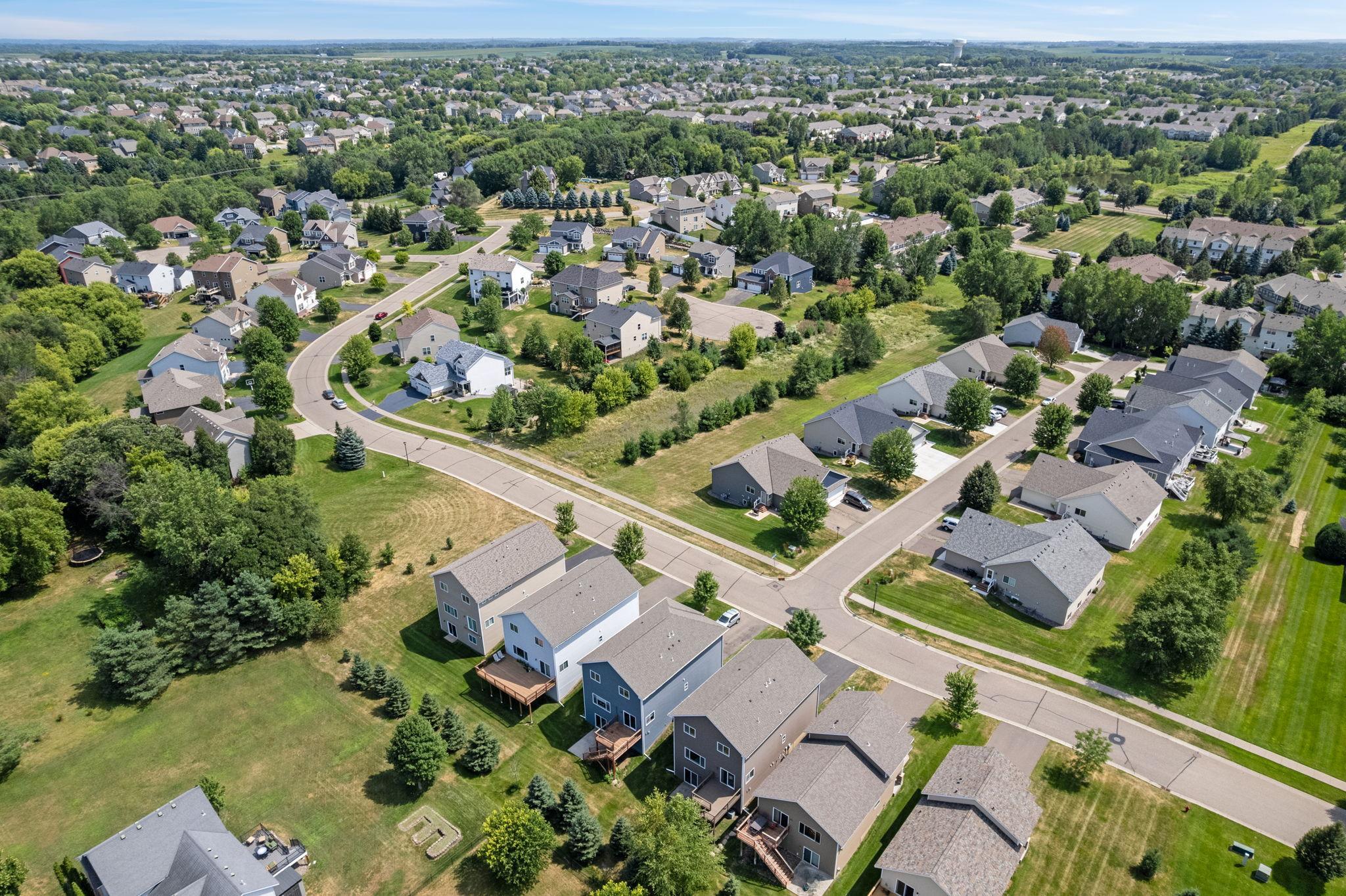 View of Residential at 10730 Knollwood Lane, Woodbury MN 55129, Woodbury (44 of 48) - Mike Wilen | Minnesota Team Real Estate
