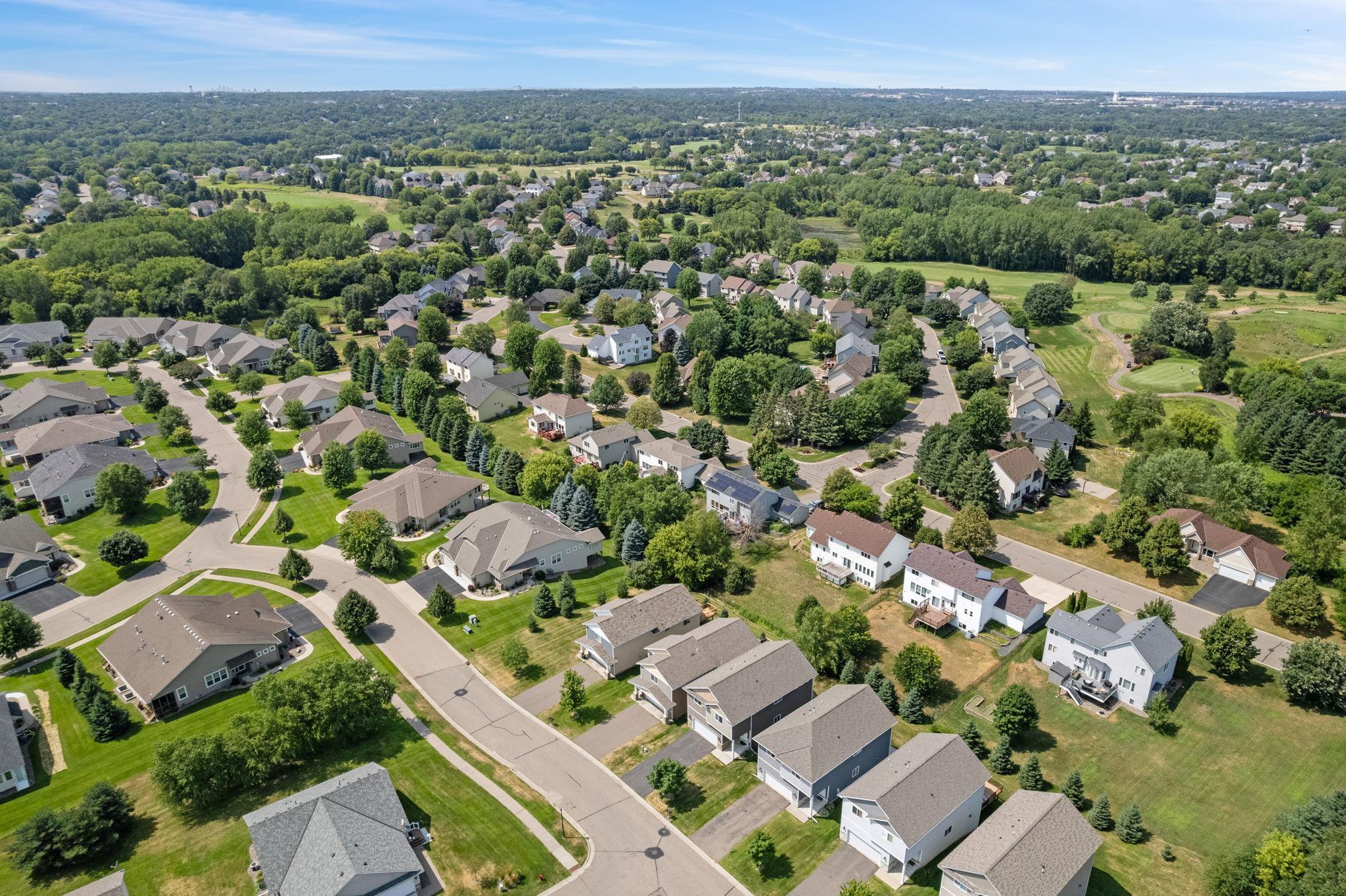 View of Residential at 10730 Knollwood Lane, Woodbury MN 55129, Woodbury (42 of 48) - Mike Wilen | Minnesota Team Real Estate