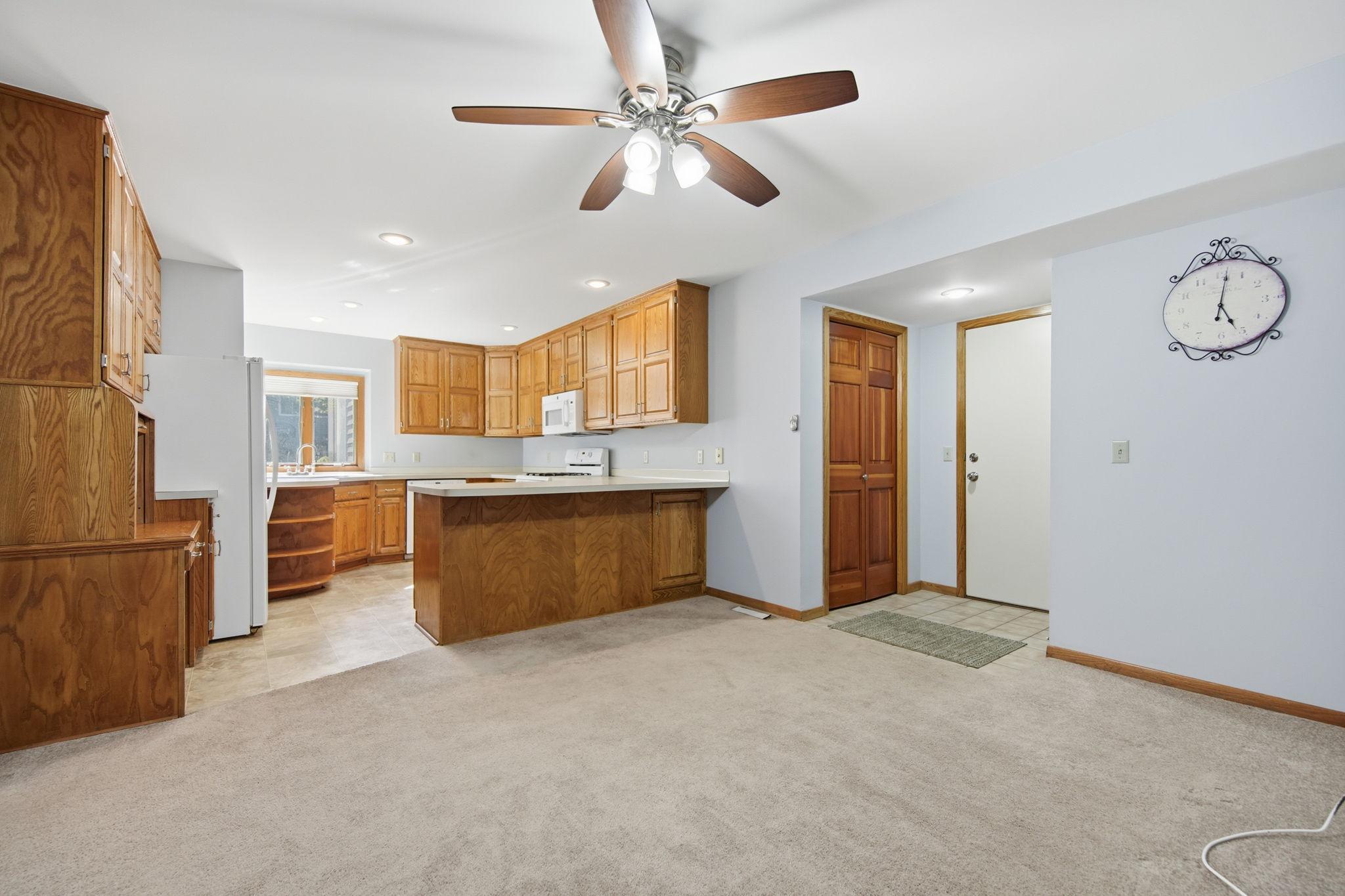 View of Residential at 7807 110th Street, Bloomington MN 55438, Bloomington (7 of 25) - Mike Wilen | Minnesota Team Real Estate