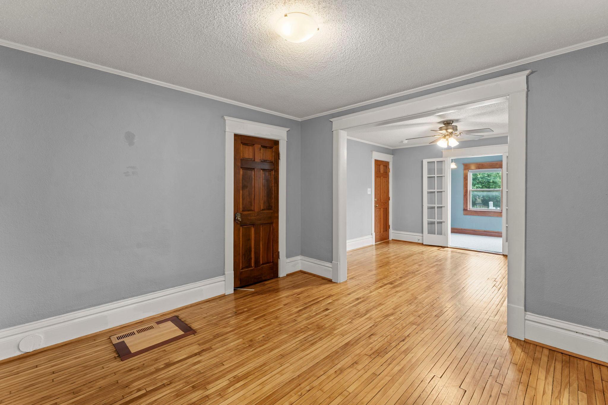 View of Residential at 3128 Grand Avenue #2, Minneapolis MN 55408, Minneapolis (6 of 23) - Mike Wilen | Minnesota Team Real Estate