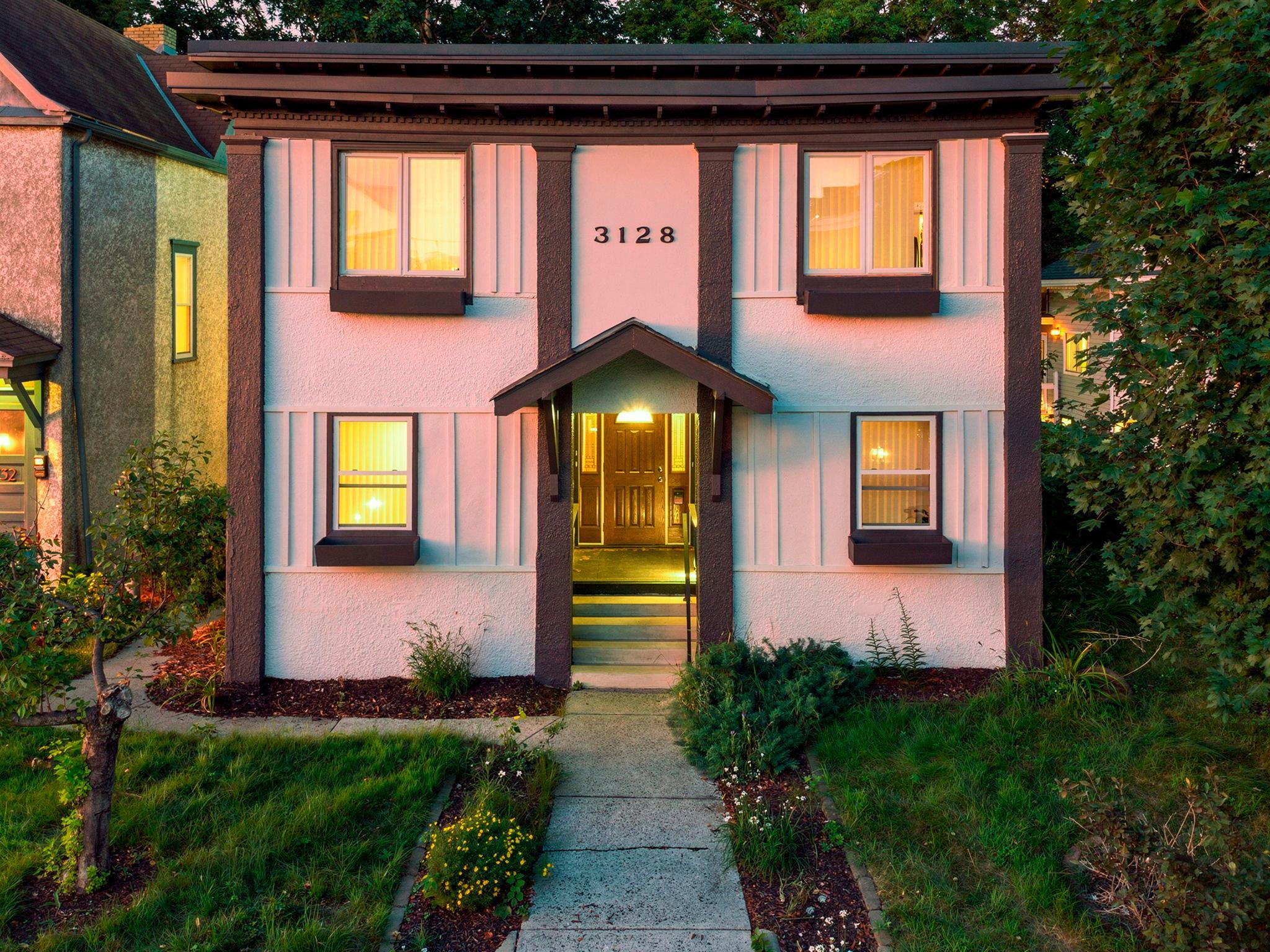 View of Residential at 3128 Grand Avenue #2, Minneapolis MN 55408, Minneapolis (23 of 23) - Mike Wilen | Minnesota Team Real Estate