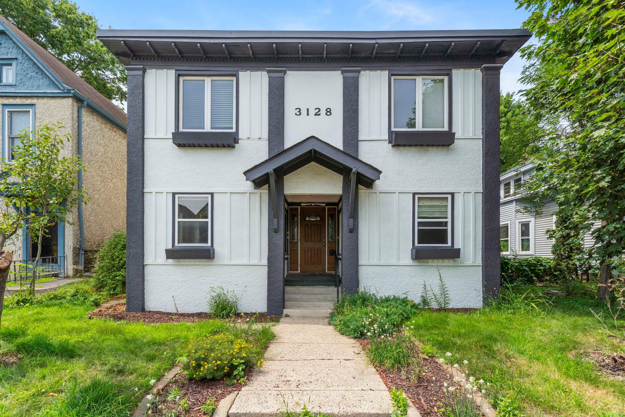 View of Residential at 3128 Grand Avenue #2, Minneapolis MN 55408, Minneapolis (21 of 23) - Mike Wilen | Minnesota Team Real Estate