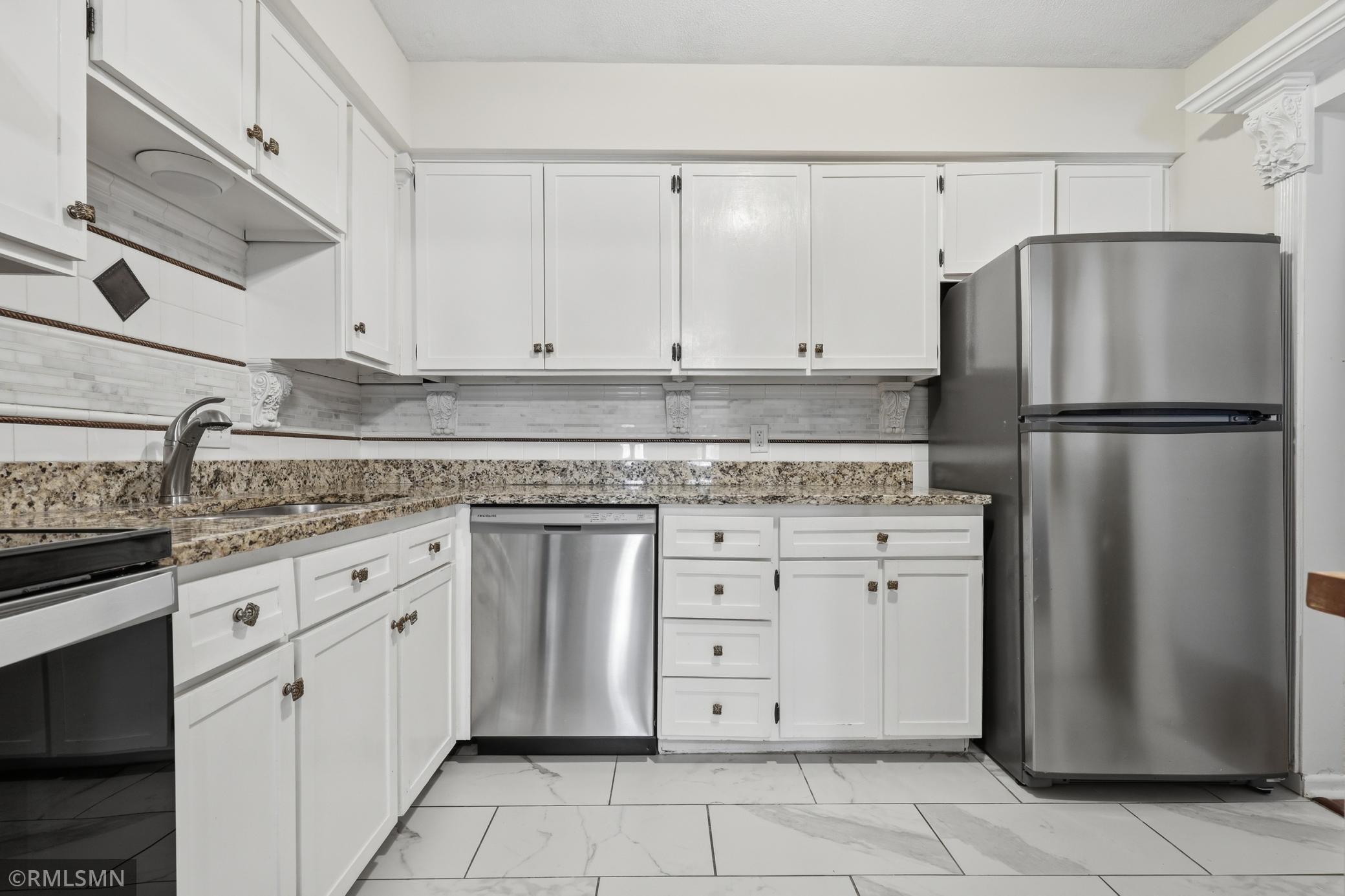 View of Residential at 7211 Franklin Avenue, Saint Louis Park MN 55426, Saint Louis Park (4 of 20) - Mike Wilen | Minnesota Team Real Estate