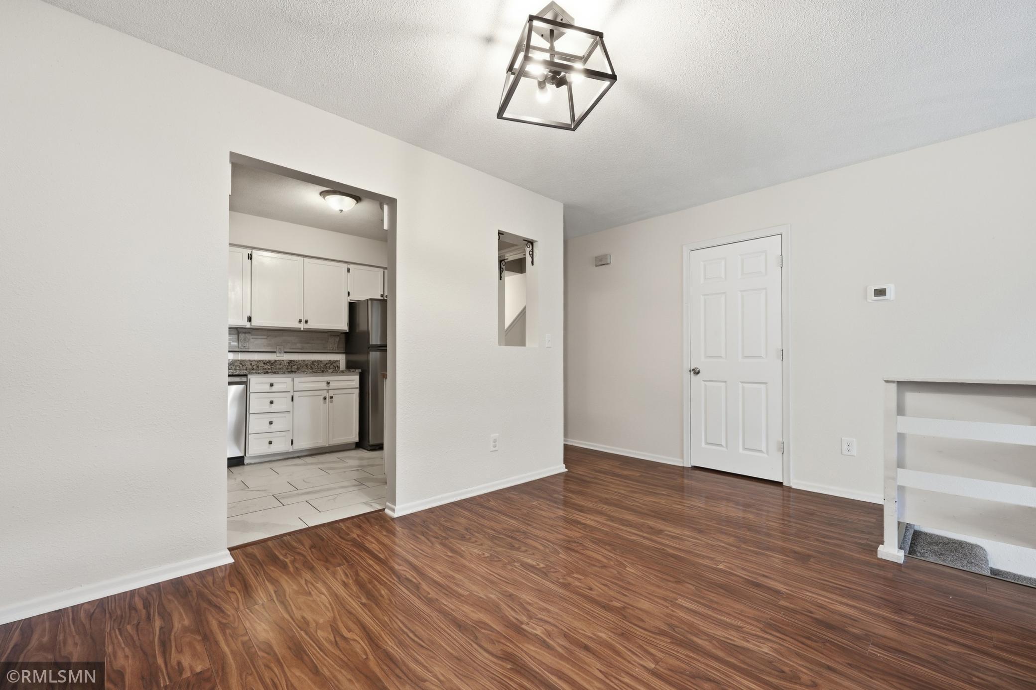 View of Residential at 7211 Franklin Avenue, Saint Louis Park MN 55426, Saint Louis Park (6 of 20) - Mike Wilen | Minnesota Team Real Estate