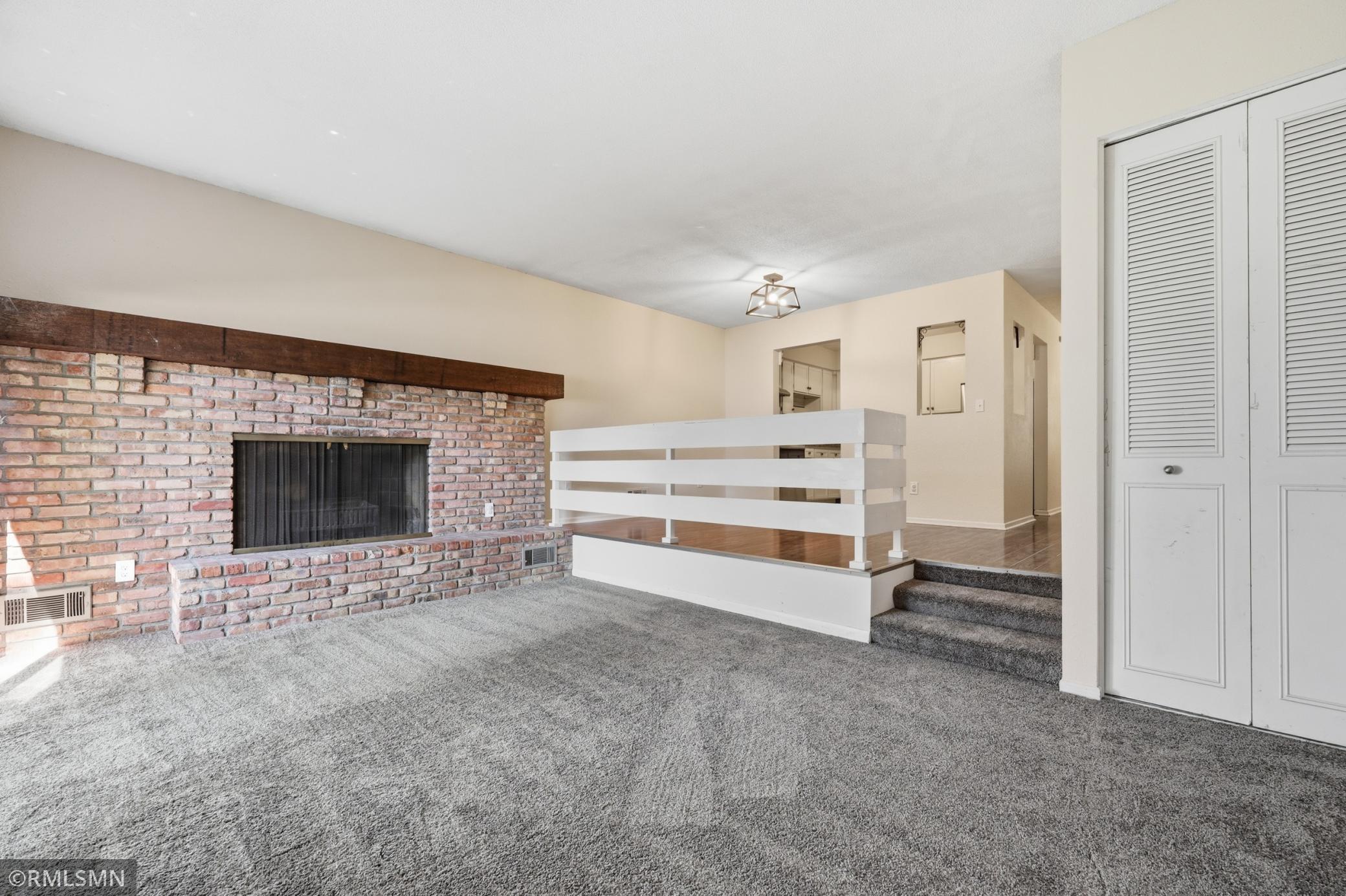 View of Residential at 7211 Franklin Avenue, Saint Louis Park MN 55426, Saint Louis Park (7 of 20) - Mike Wilen | Minnesota Team Real Estate