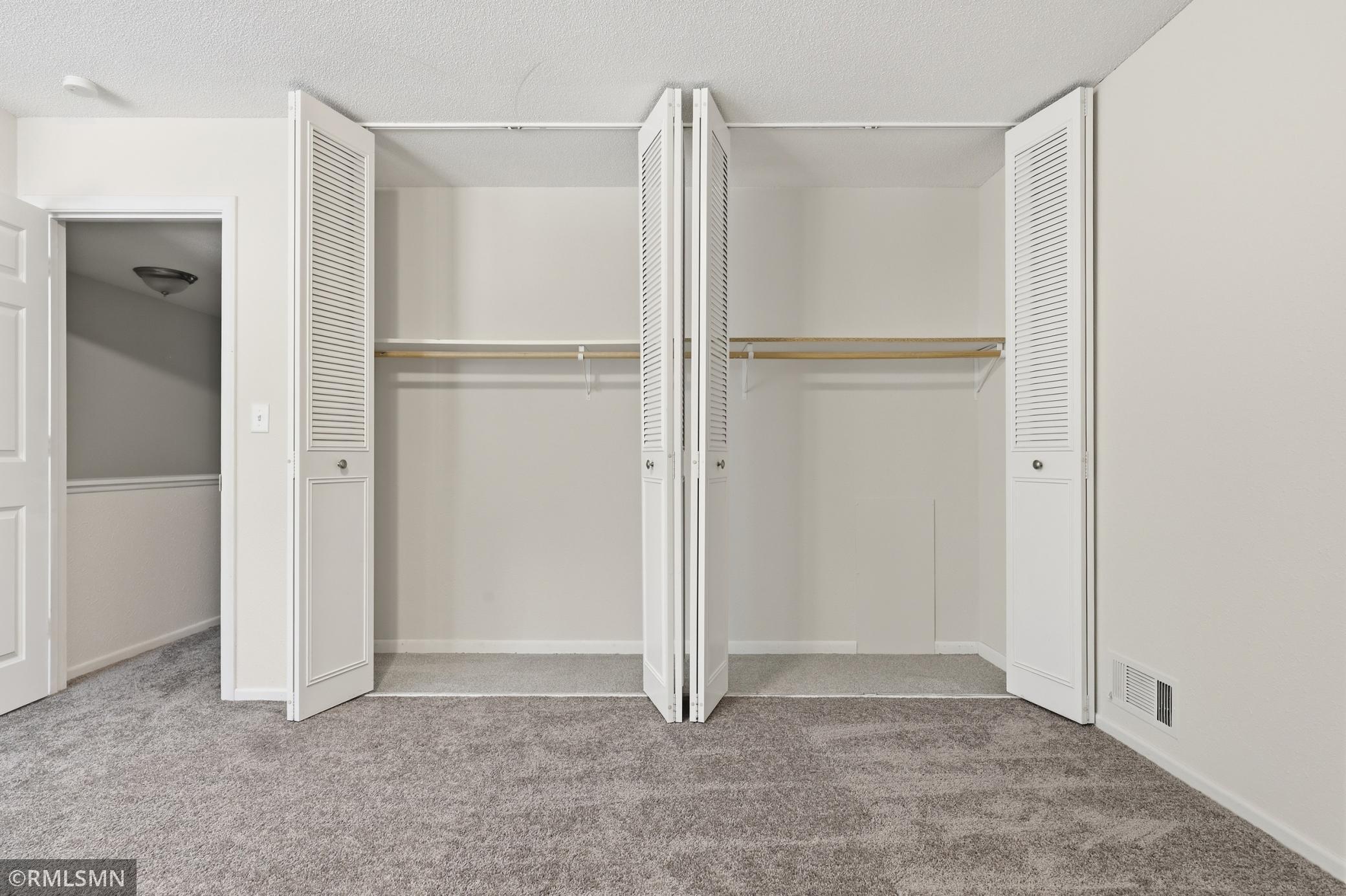 View of Residential at 7211 Franklin Avenue, Saint Louis Park MN 55426, Saint Louis Park (12 of 20) - Mike Wilen | Minnesota Team Real Estate