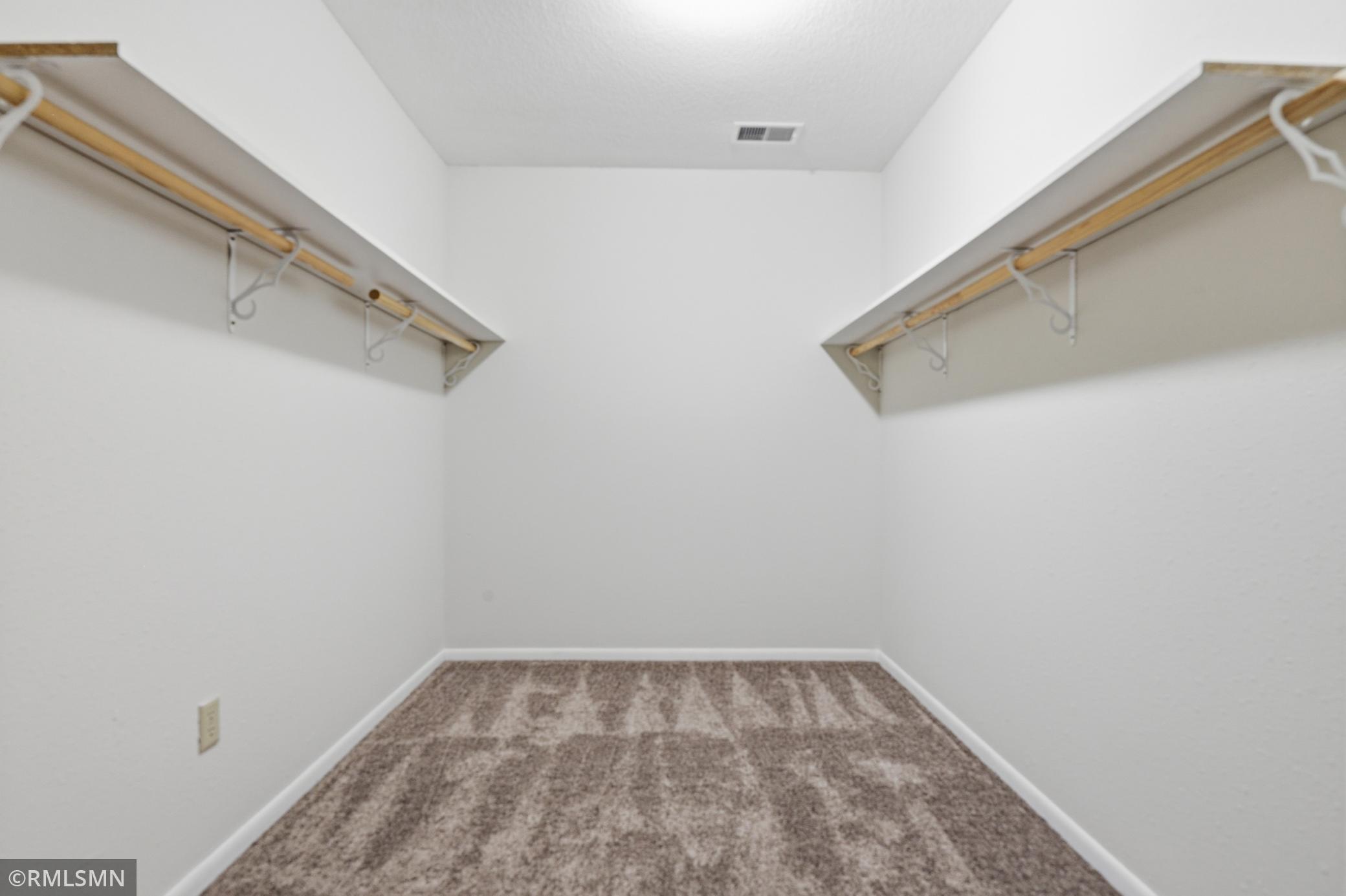 View of Residential at 7211 Franklin Avenue, Saint Louis Park MN 55426, Saint Louis Park (14 of 20) - Mike Wilen | Minnesota Team Real Estate