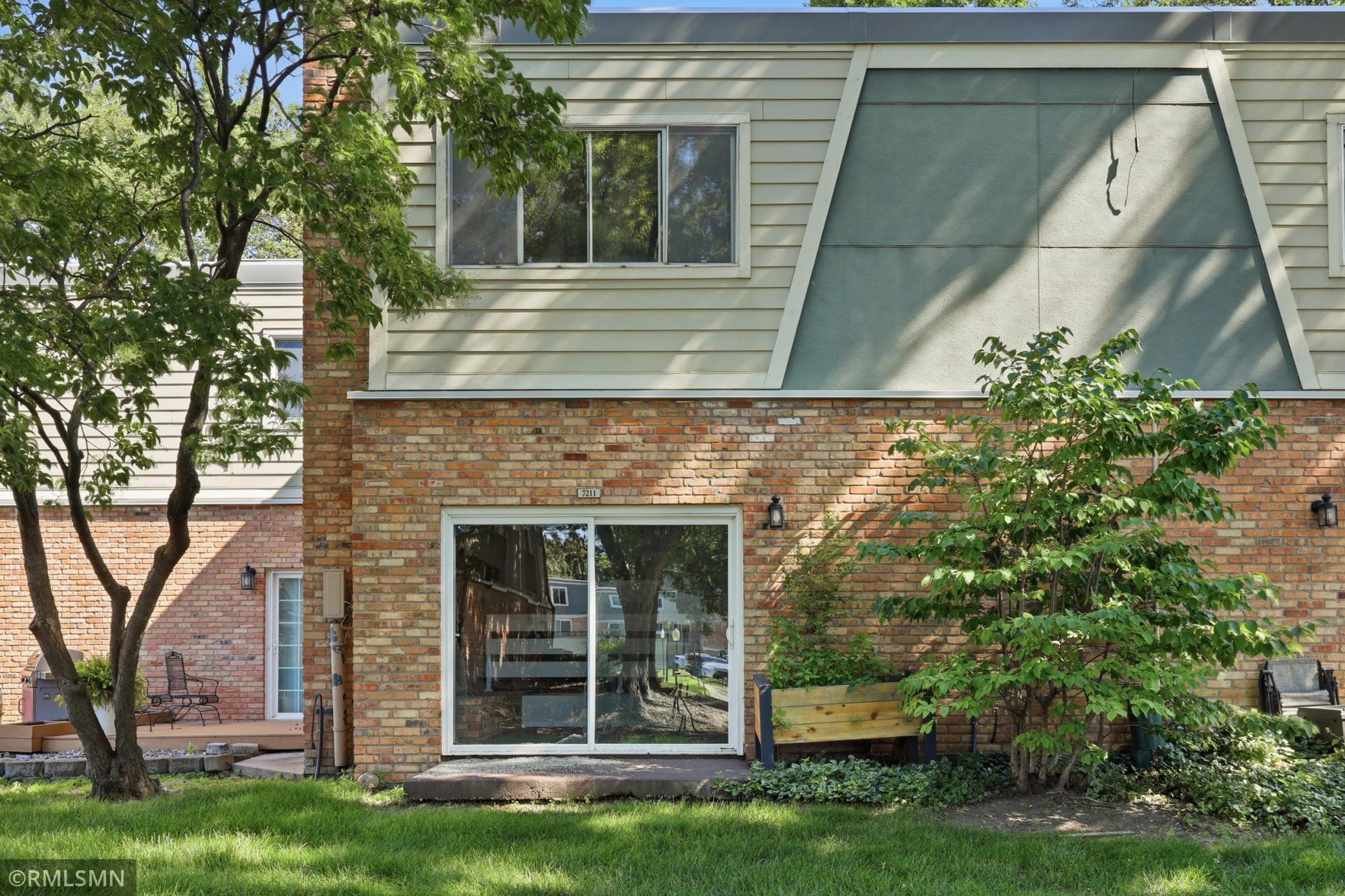 View of Residential at 7211 Franklin Avenue, Saint Louis Park MN 55426, Saint Louis Park (19 of 20) - Mike Wilen | Minnesota Team Real Estate