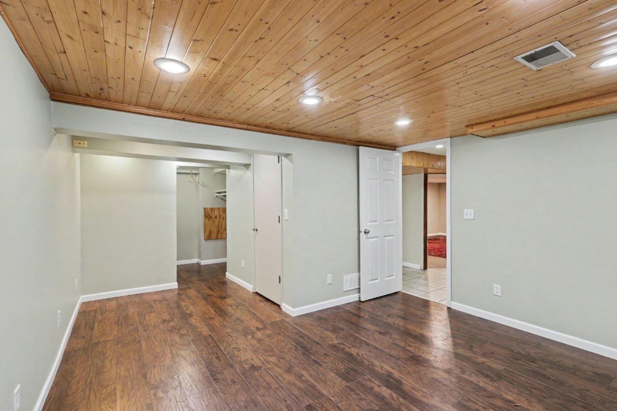 View of Residential at 4858 Carolyn Lane, White Bear Lake MN 55110, White Bear Lake (21 of 35) - Mike Wilen | Minnesota Team Real Estate