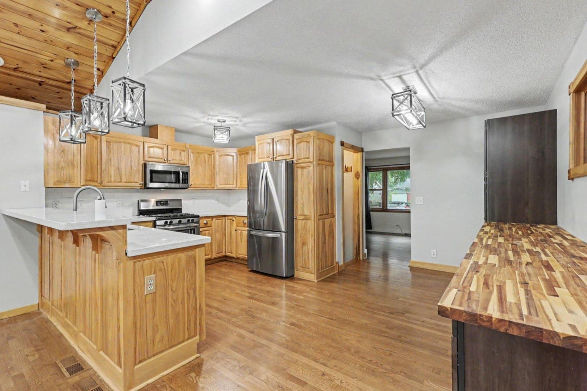 View of Residential at 4858 Carolyn Lane, White Bear Lake MN 55110, White Bear Lake (7 of 35) - Mike Wilen | Minnesota Team Real Estate