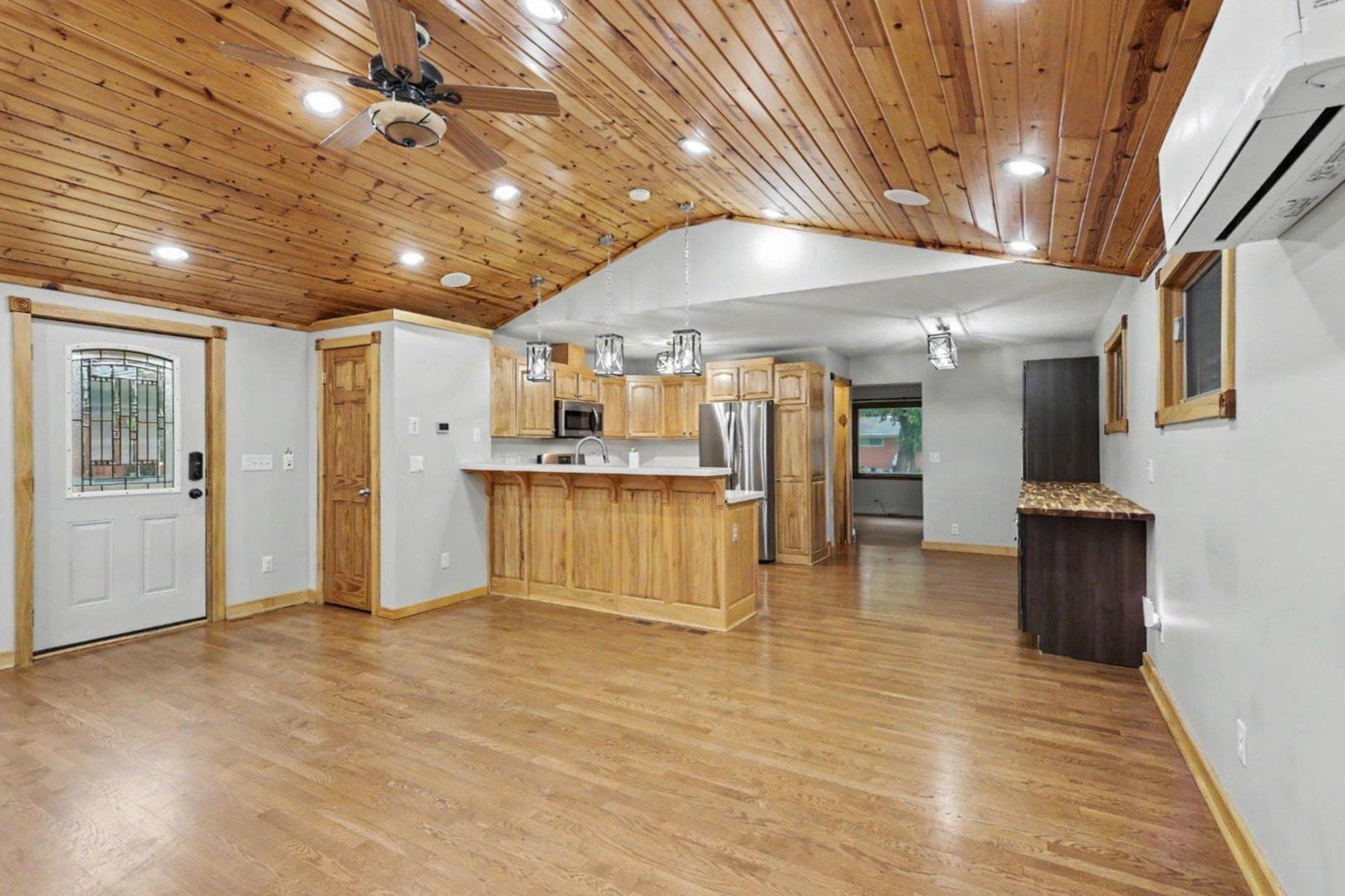 View of Residential at 4858 Carolyn Lane, White Bear Lake MN 55110, White Bear Lake (6 of 35) - Mike Wilen | Minnesota Team Real Estate