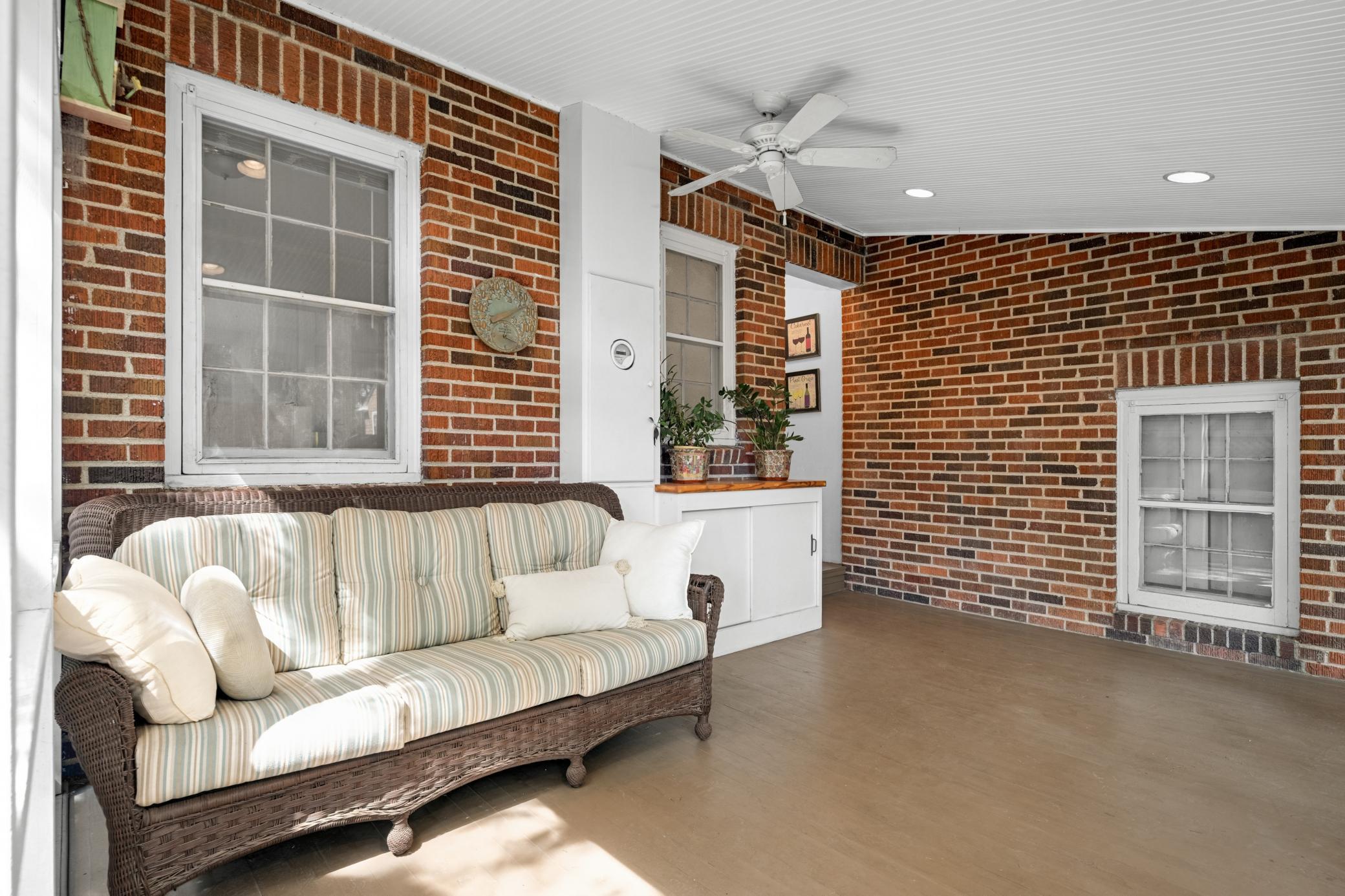 View of Residential at 3721 Glenhurst Avenue, Saint Louis Park MN 55416, Saint Louis Park (31 of 50) - Mike Wilen | Minnesota Team Real Estate