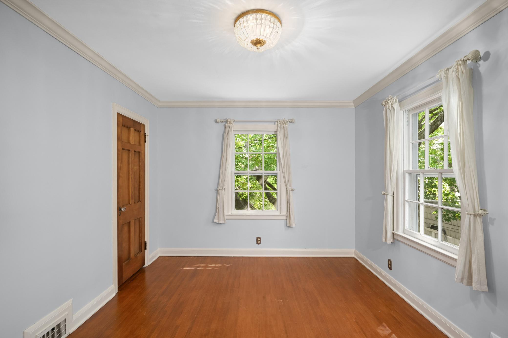 View of Residential at 3721 Glenhurst Avenue, Saint Louis Park MN 55416, Saint Louis Park (21 of 50) - Mike Wilen | Minnesota Team Real Estate