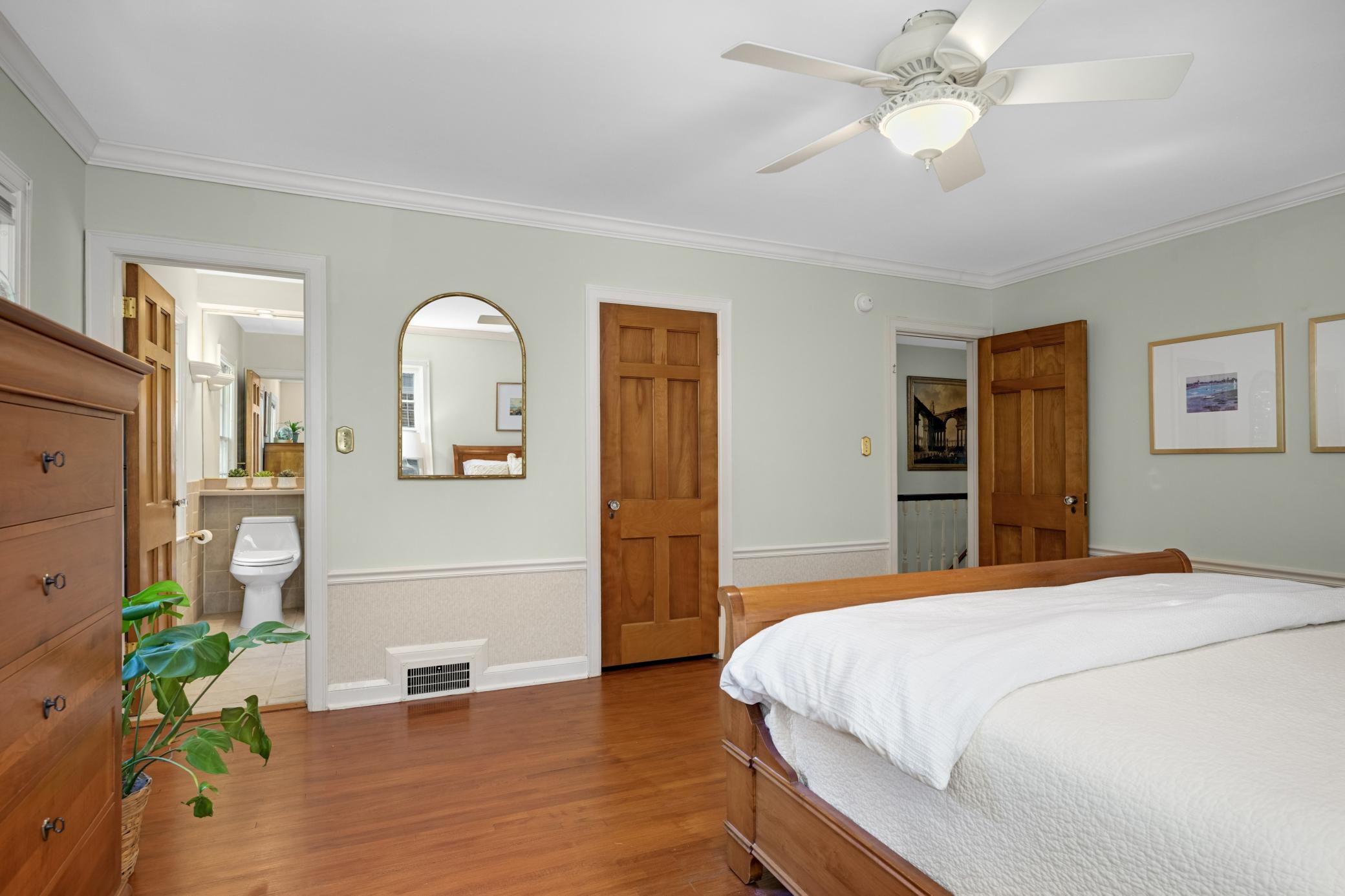 View of Residential at 3721 Glenhurst Avenue, Saint Louis Park MN 55416, Saint Louis Park (19 of 50) - Mike Wilen | Minnesota Team Real Estate