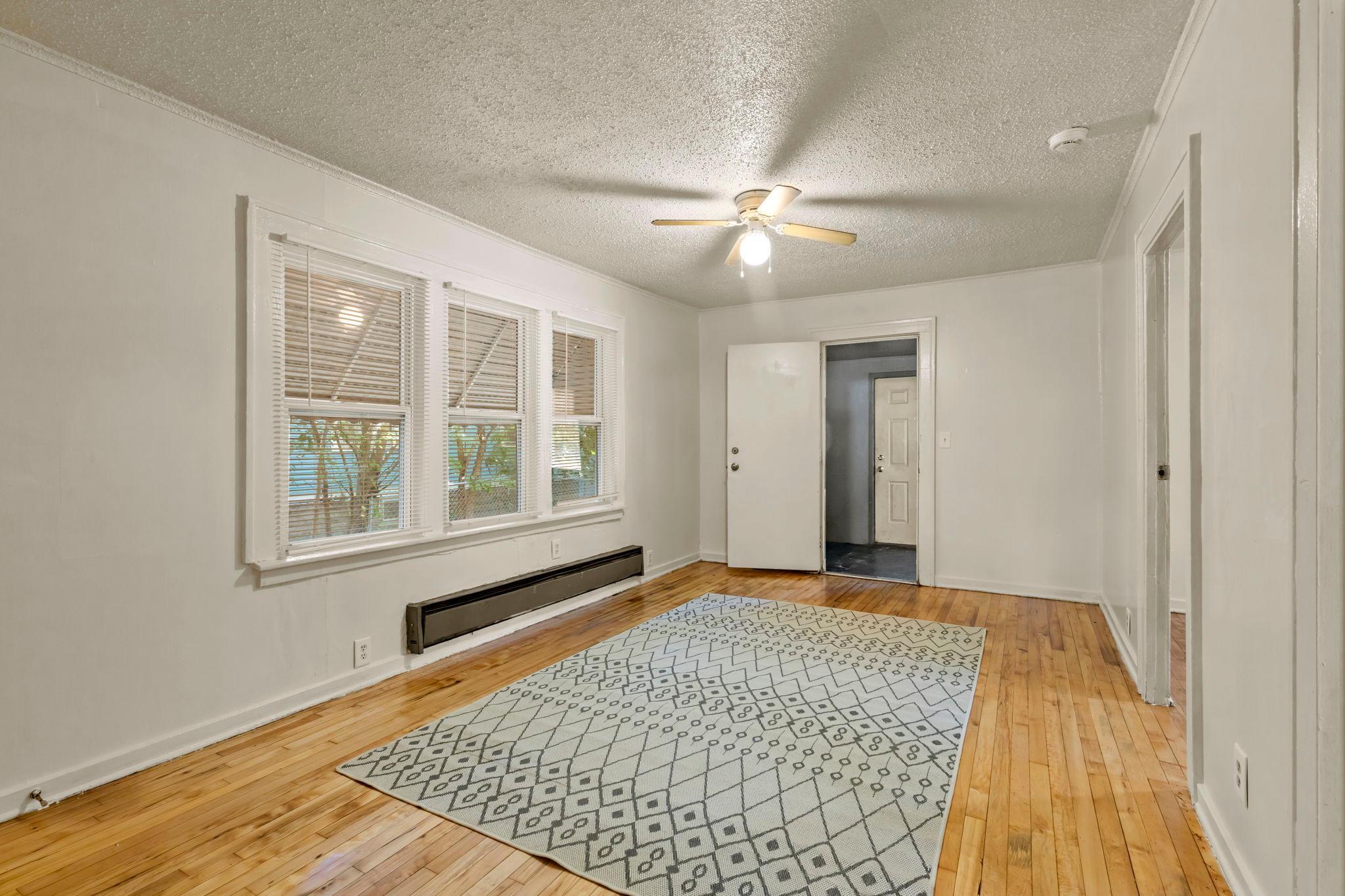 View of Residential at 3822 Dupont Avenue, Minneapolis MN 55412, Minneapolis (7 of 22) - Mike Wilen | Minnesota Team Real Estate