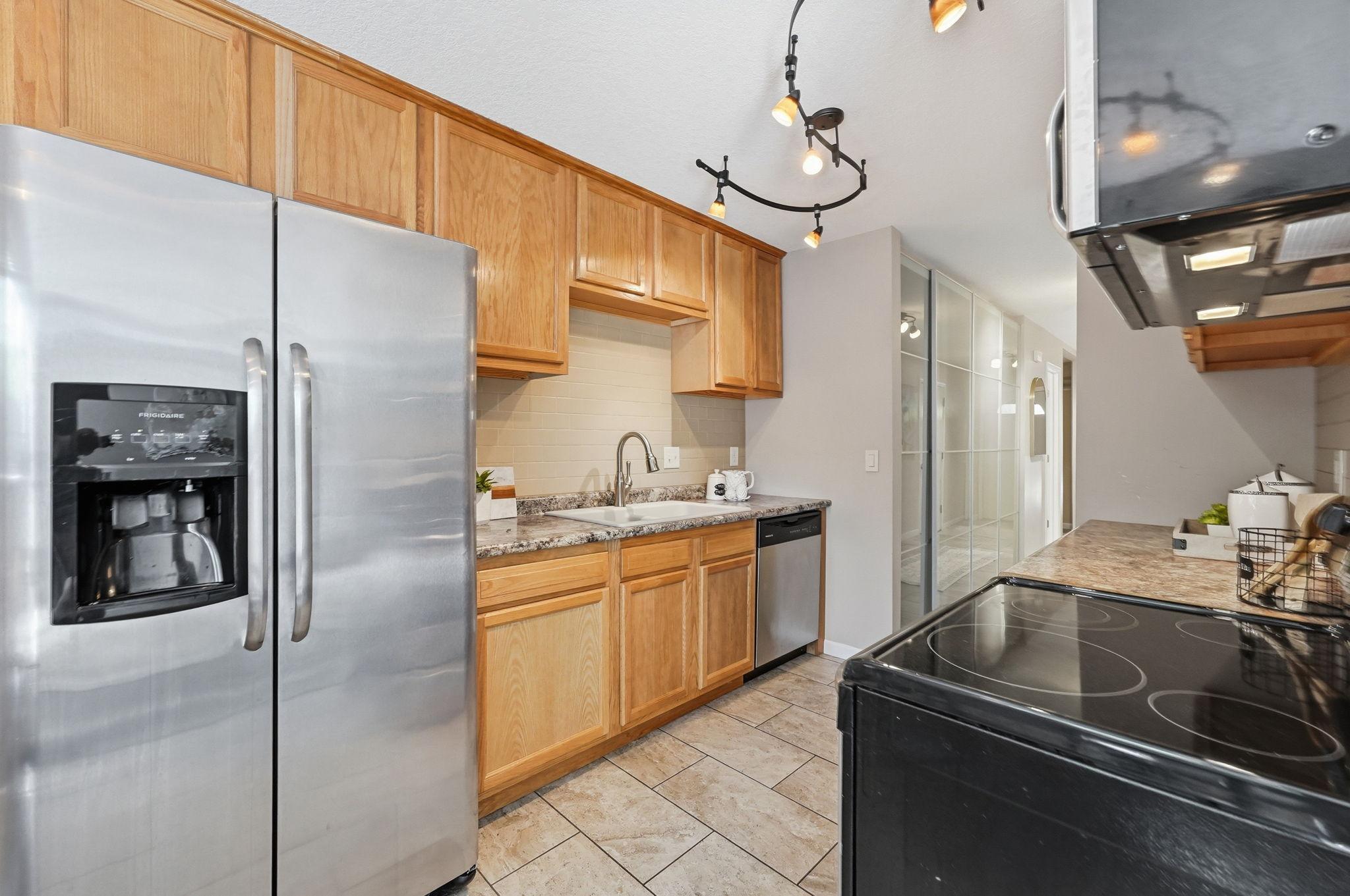 View of Residential at 1762 Mcknight Road #17, Maplewood MN 55109, Maplewood (12 of 25) - Mike Wilen | Minnesota Team Real Estate
