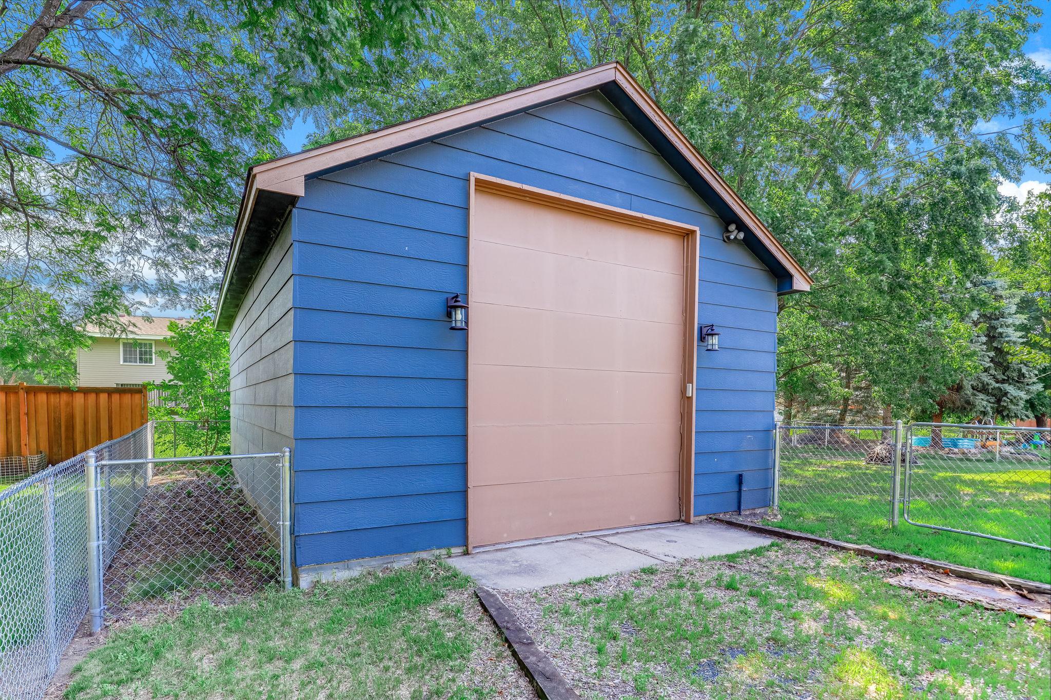 View of Residential at 11831 Kerry Street, Coon Rapids MN 55433, Coon Rapids (39 of 45) - Mike Wilen | Minnesota Team Real Estate