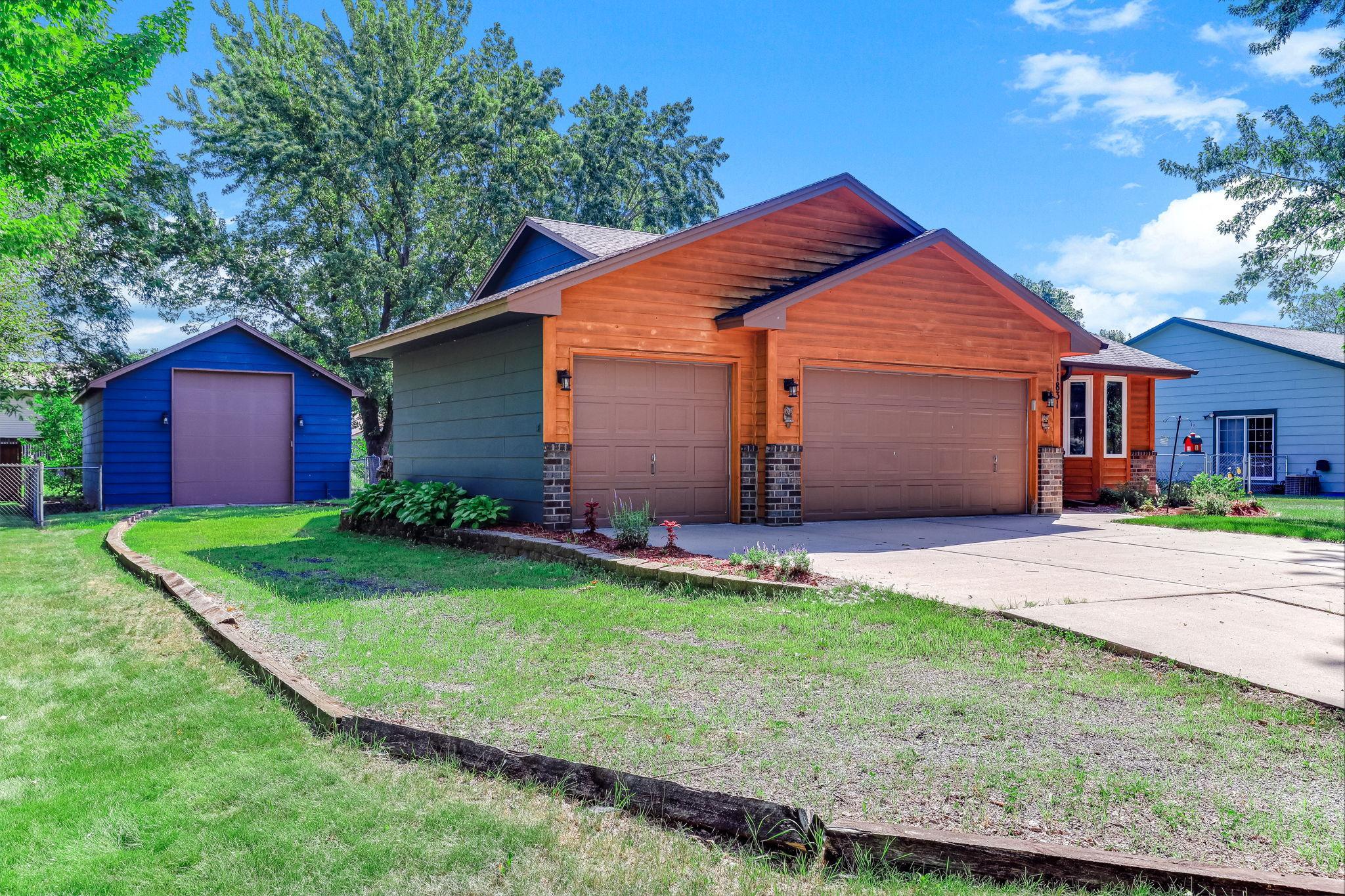 View of Residential at 11831 Kerry Street, Coon Rapids MN 55433, Coon Rapids (3 of 45) - Mike Wilen | Minnesota Team Real Estate