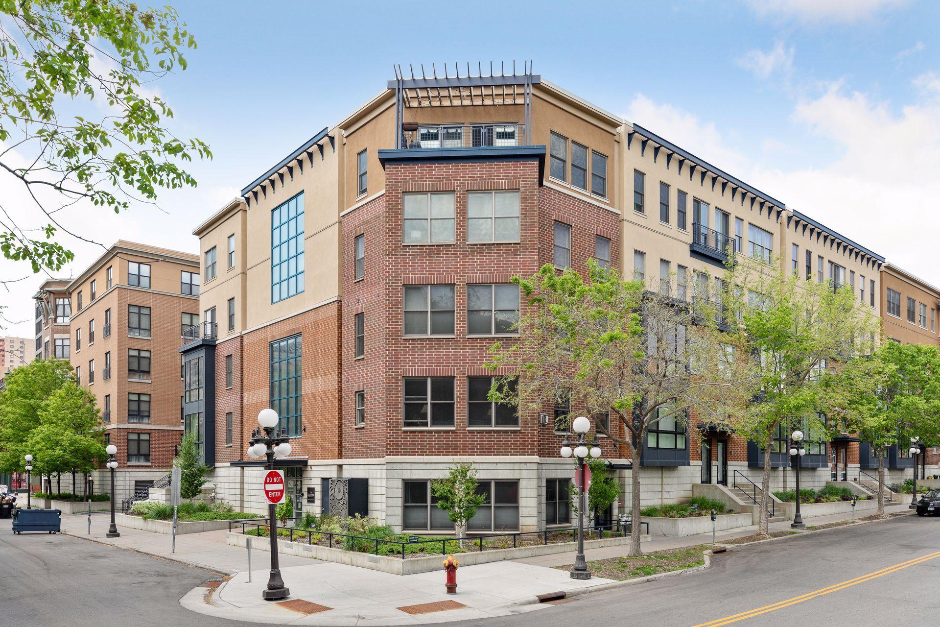 View of Residential at 209 8th Street #109, Saint Paul MN 55101, Saint Paul (43 of 44) - Mike Wilen | Minnesota Team Real Estate