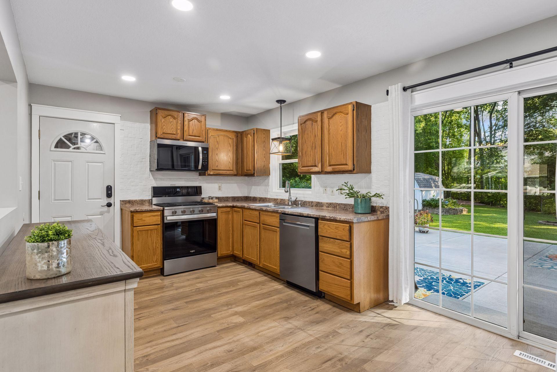 View of Residential at 1949 Lakeaires Boulevard, White Bear Lake MN 55110, White Bear Lake (14 of 49) - Mike Wilen | Minnesota Team Real Estate