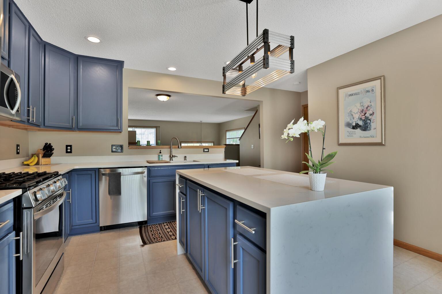 View of Residential at 5175 Fairpoint Drive, Hugo MN 55038, Hugo (16 of 46) - Mike Wilen | Minnesota Team Real Estate
