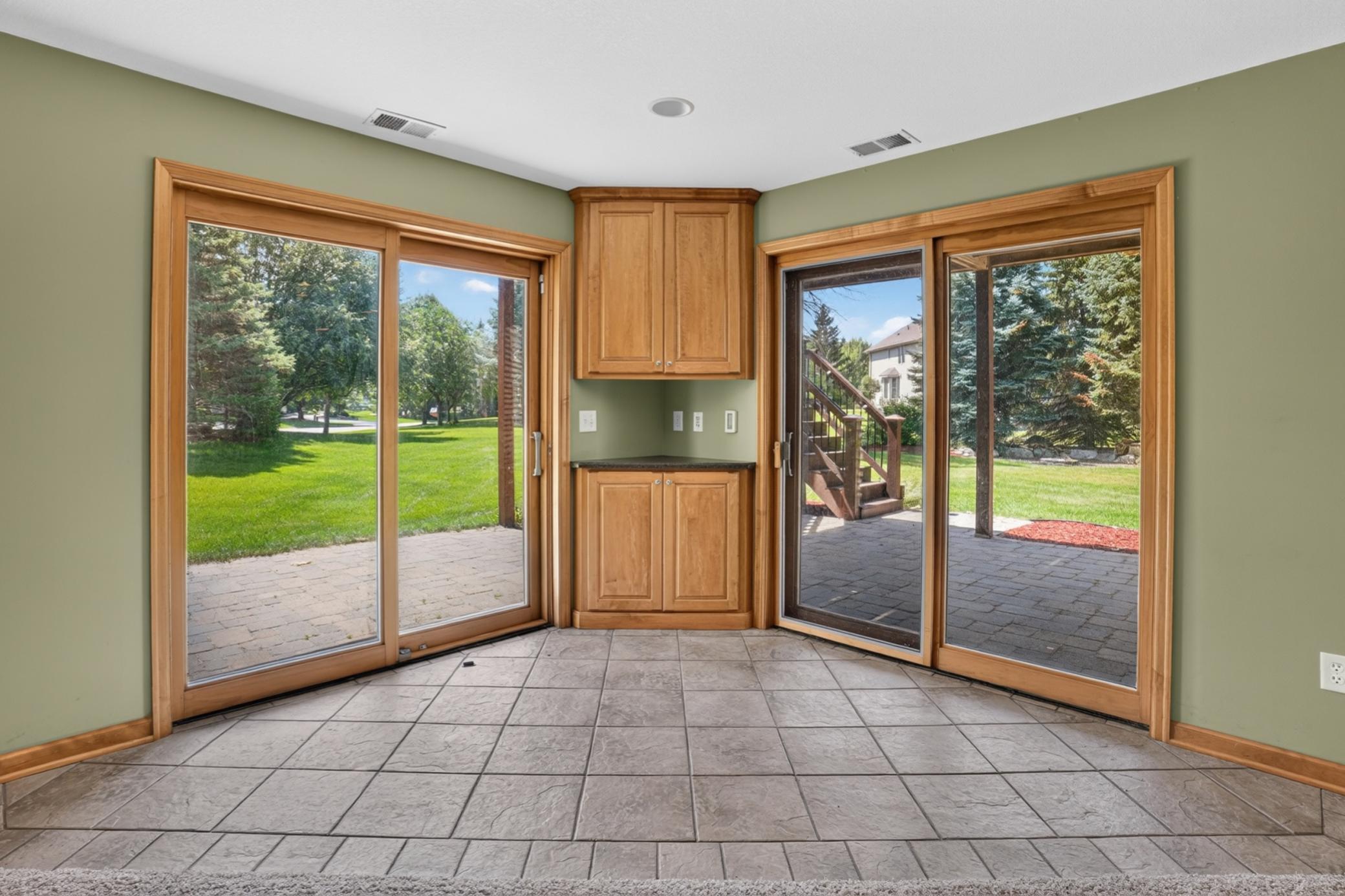 View of Residential at 18897 Explorer Trail, Eden Prairie MN 55347, Eden Prairie (30 of 49) - Mike Wilen | Minnesota Team Real Estate